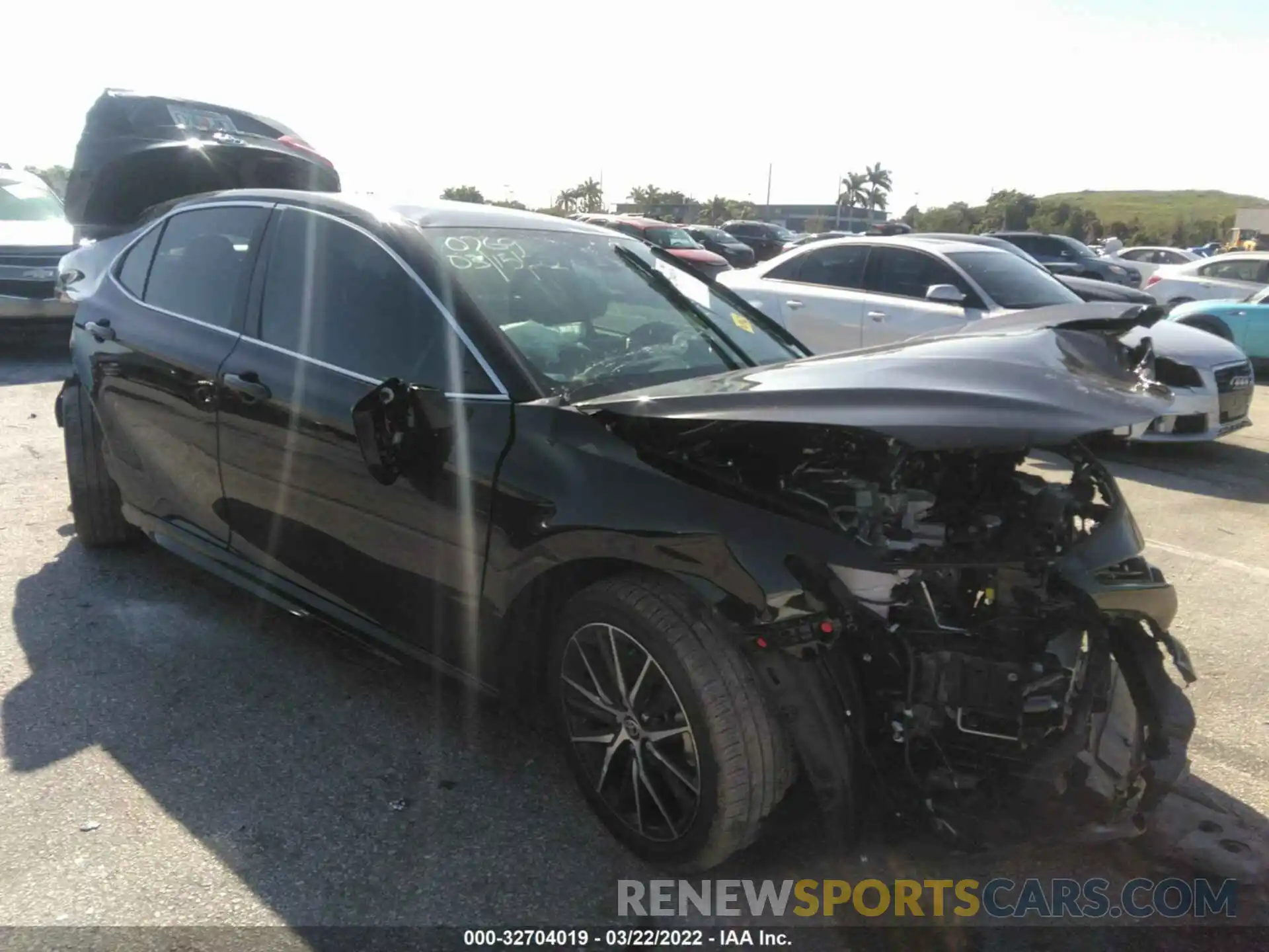 1 Photograph of a damaged car 4T1G11AK1MU550769 TOYOTA CAMRY 2021