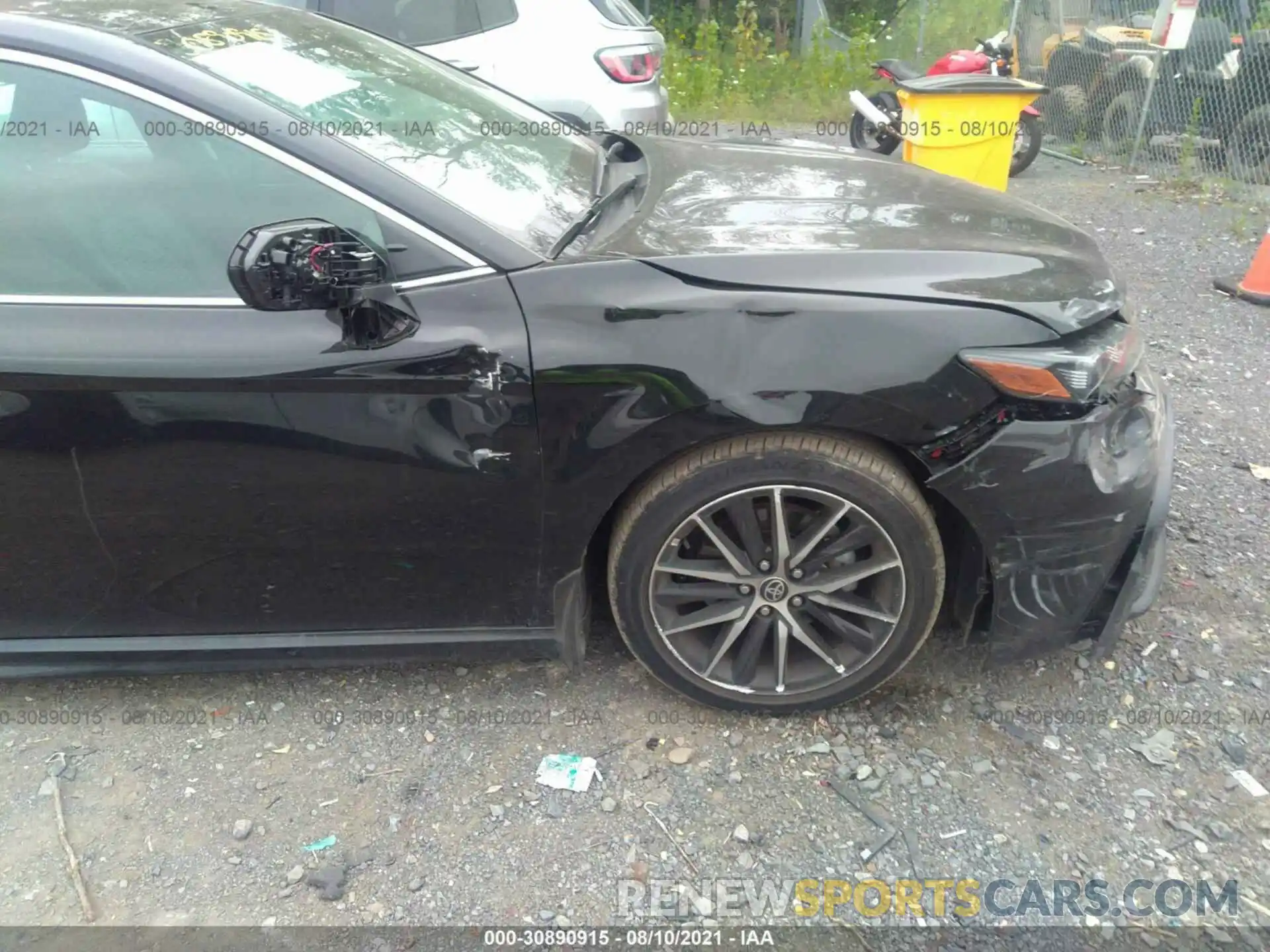 6 Photograph of a damaged car 4T1G11AK1MU554692 TOYOTA CAMRY 2021