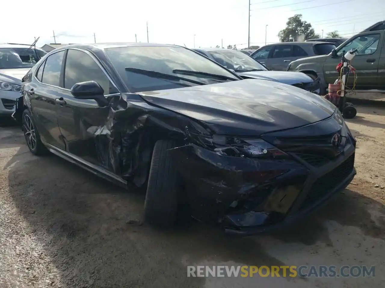 1 Photograph of a damaged car 4T1G11AK1MU561478 TOYOTA CAMRY 2021