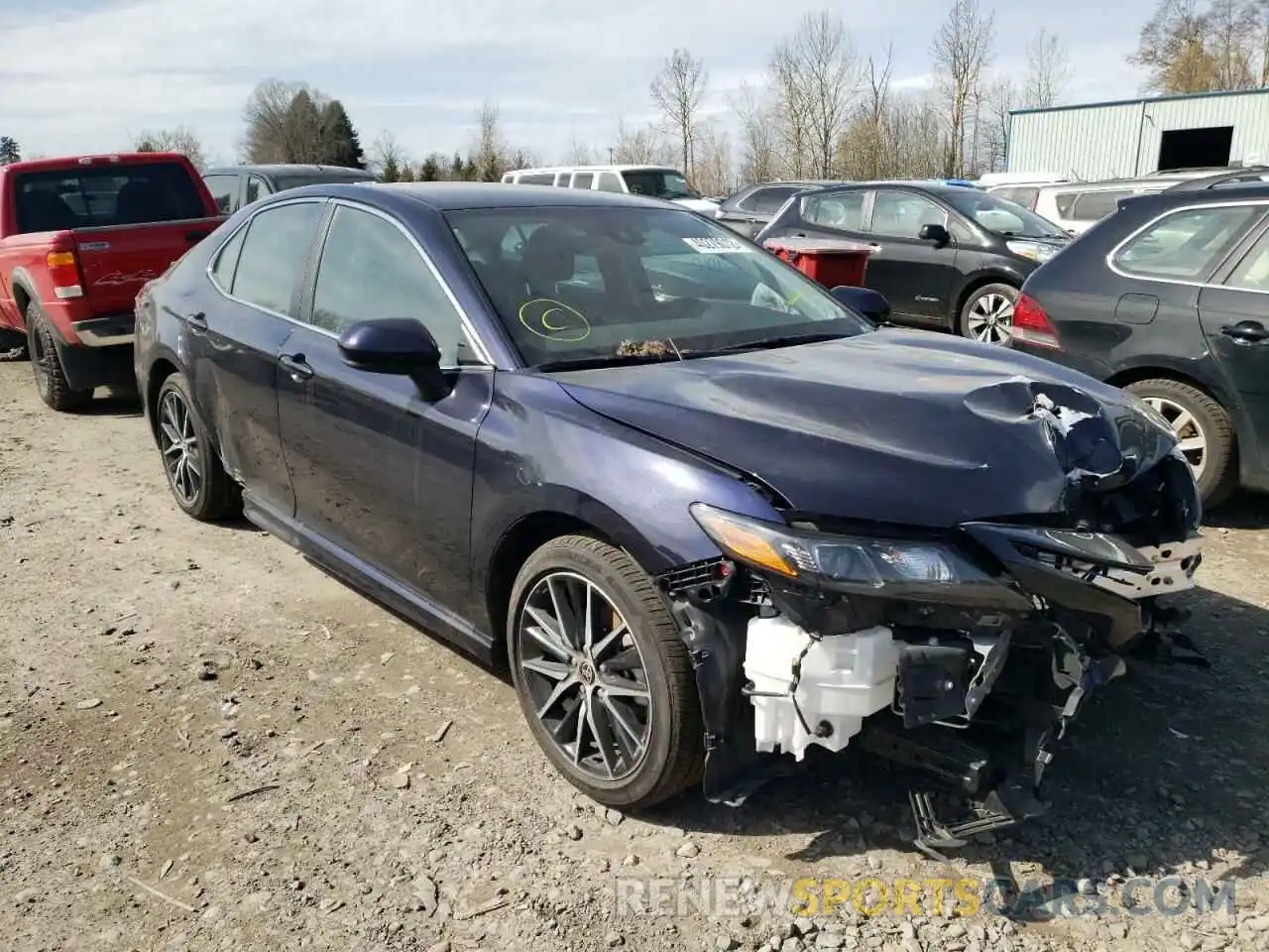 1 Photograph of a damaged car 4T1G11AK1MU568169 TOYOTA CAMRY 2021