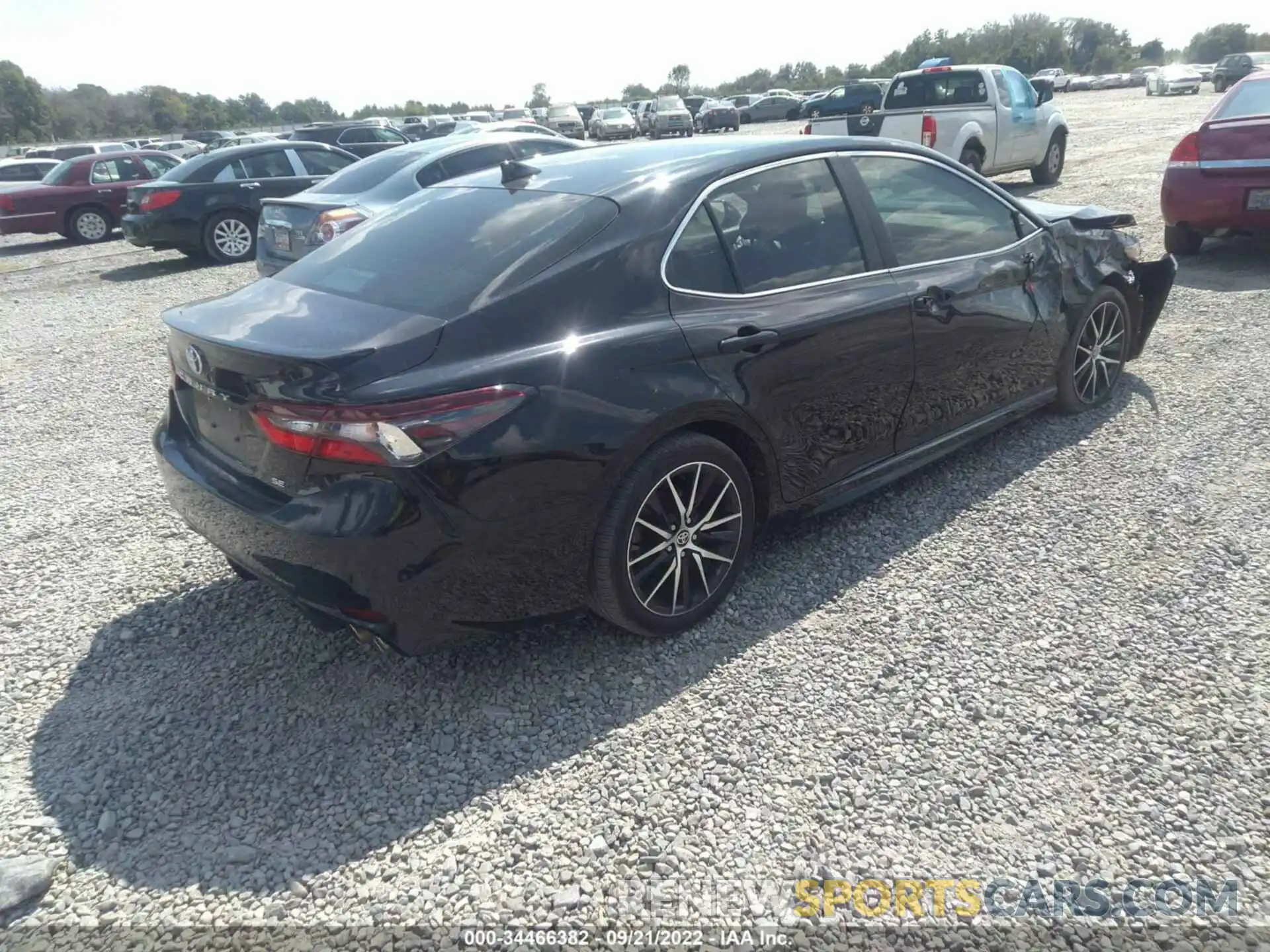 4 Photograph of a damaged car 4T1G11AK1MU572917 TOYOTA CAMRY 2021