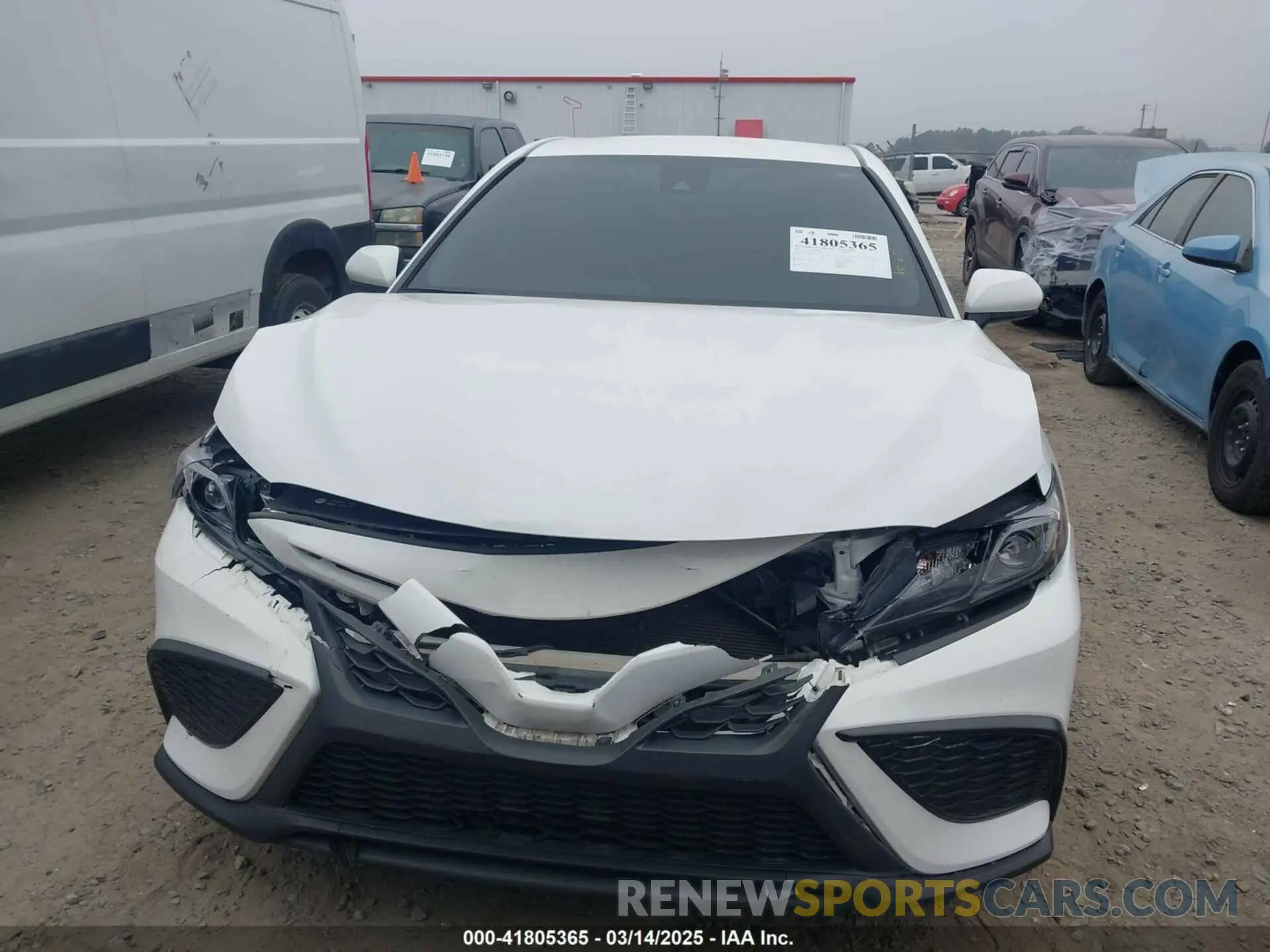 11 Photograph of a damaged car 4T1G11AK1MU572982 TOYOTA CAMRY 2021