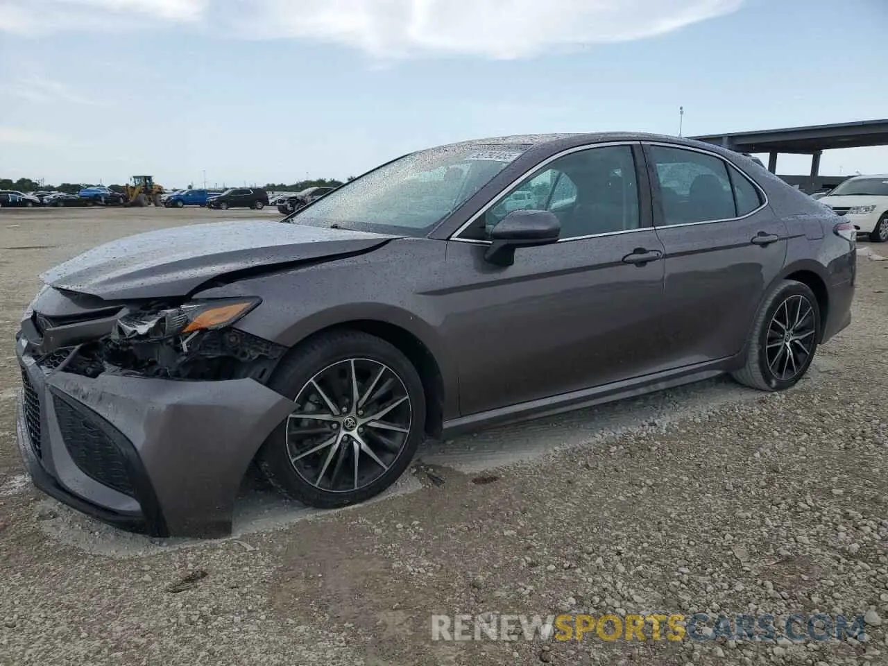 1 Photograph of a damaged car 4T1G11AK1MU587255 TOYOTA CAMRY 2021