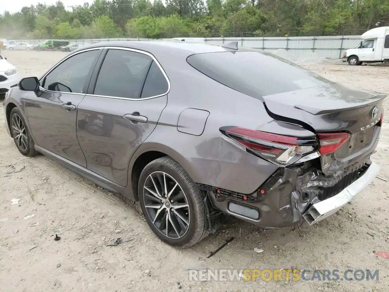 3 Photograph of a damaged car 4T1G11AK1MU592004 TOYOTA CAMRY 2021