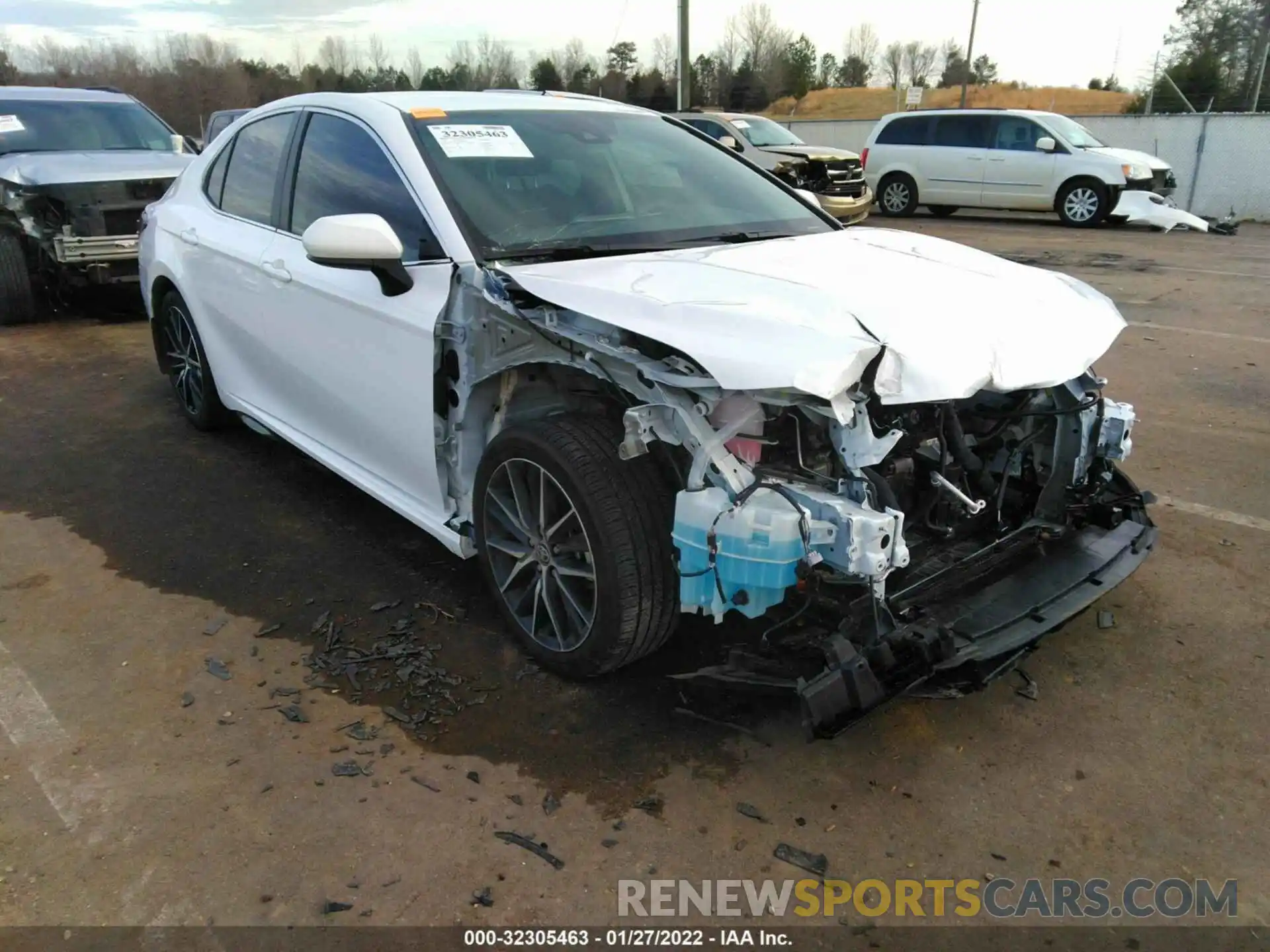 1 Photograph of a damaged car 4T1G11AK1MU601316 TOYOTA CAMRY 2021