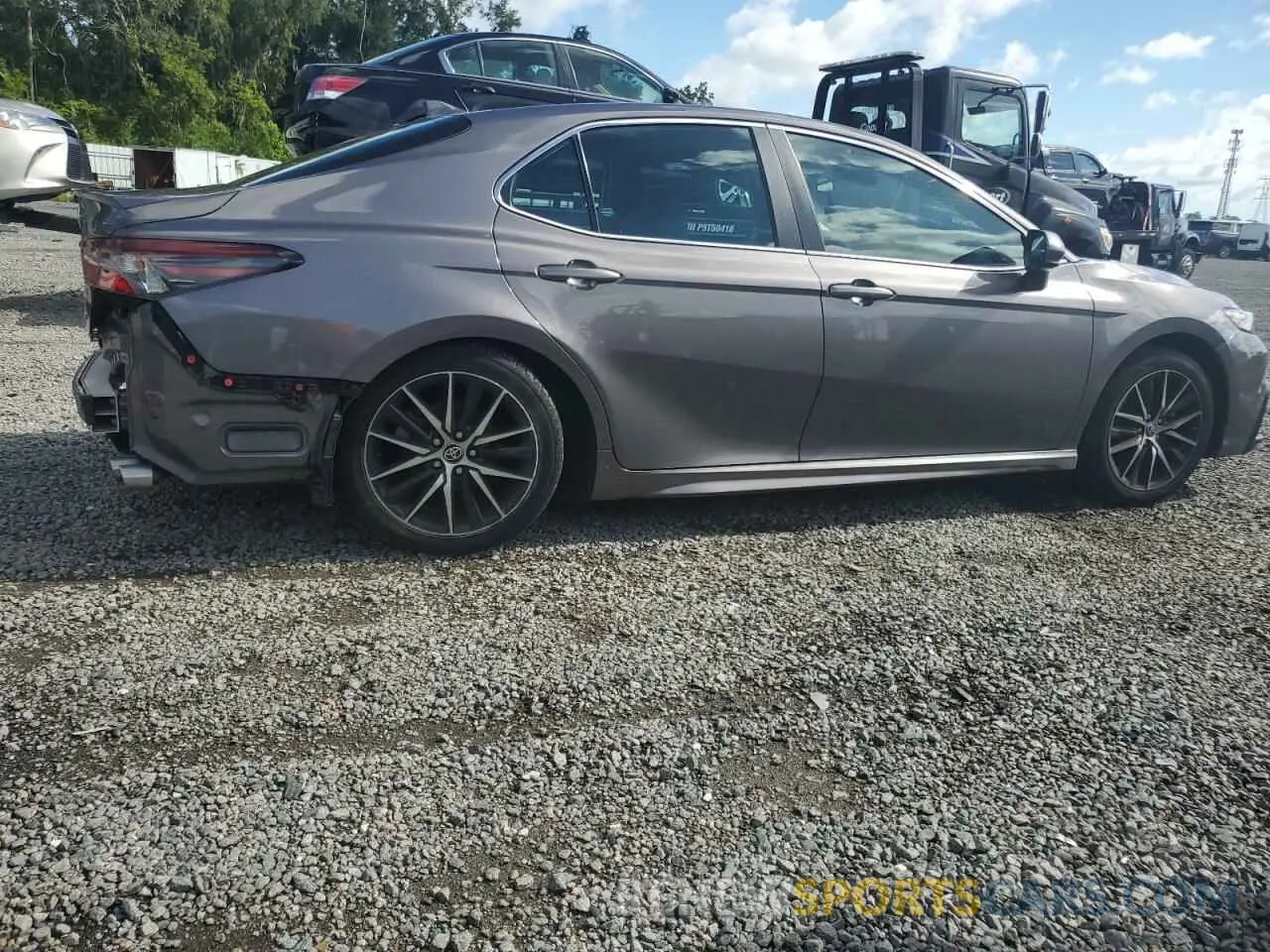 3 Photograph of a damaged car 4T1G11AK1MU605320 TOYOTA CAMRY 2021