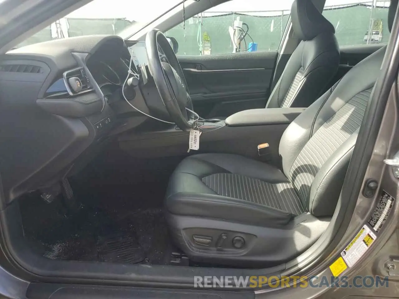 7 Photograph of a damaged car 4T1G11AK1MU605320 TOYOTA CAMRY 2021