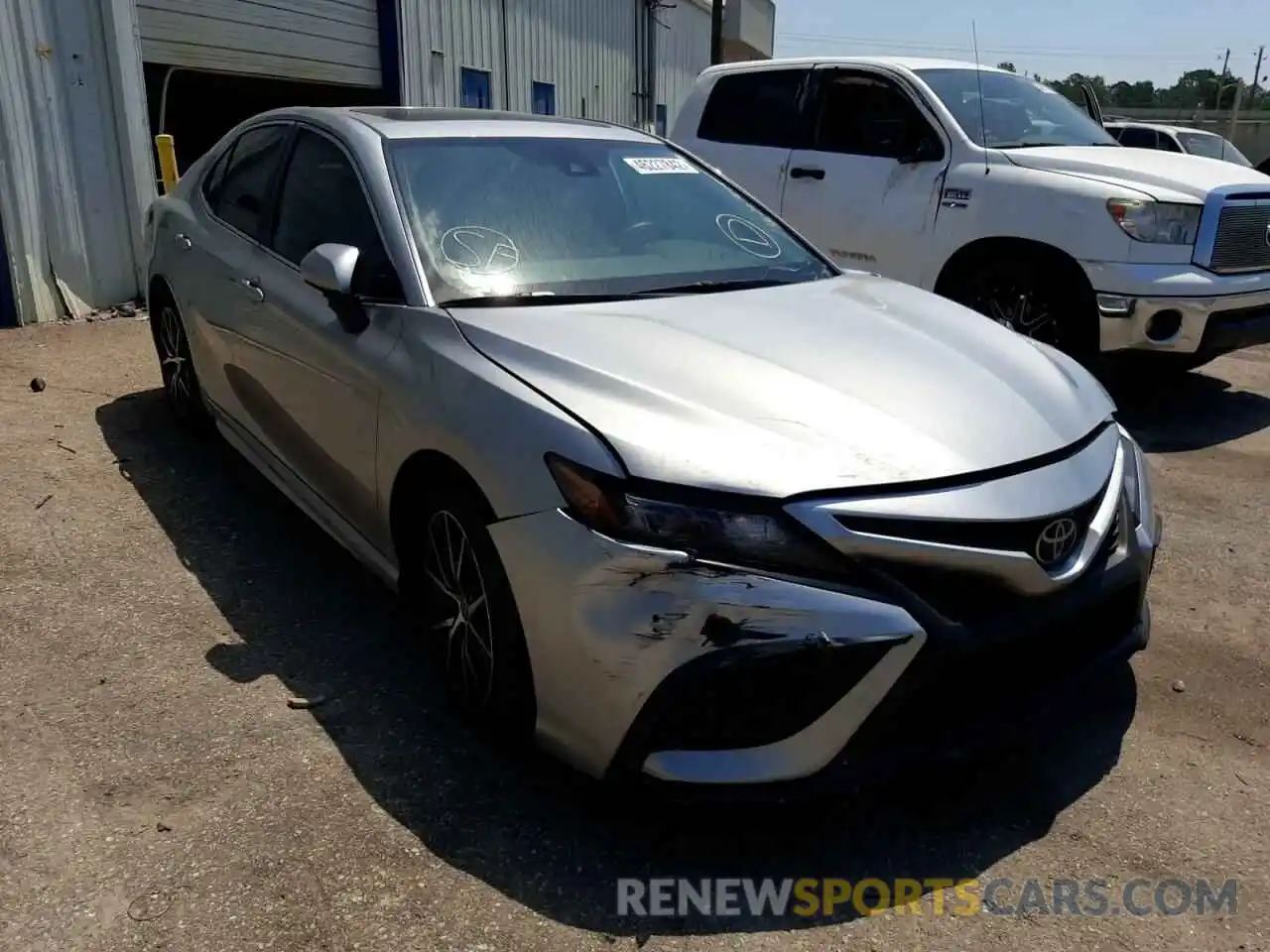 1 Photograph of a damaged car 4T1G11AK1MU608363 TOYOTA CAMRY 2021