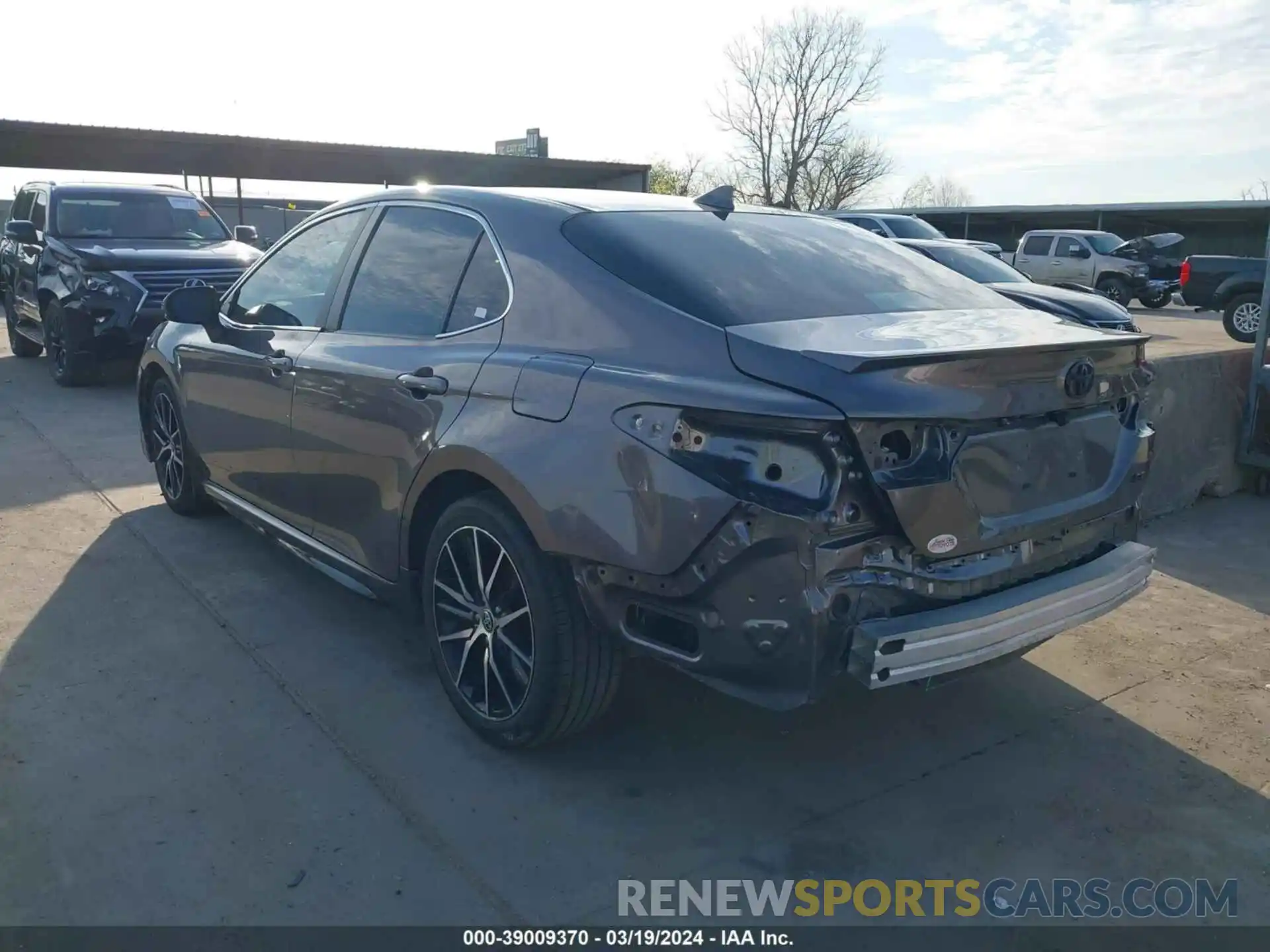 3 Photograph of a damaged car 4T1G11AK1MU609898 TOYOTA CAMRY 2021