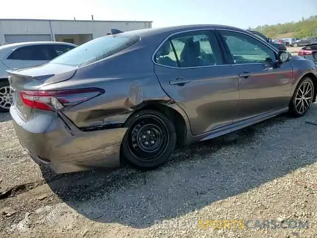 14 Photograph of a damaged car 4T1G11AK1MU612168 TOYOTA CAMRY 2021