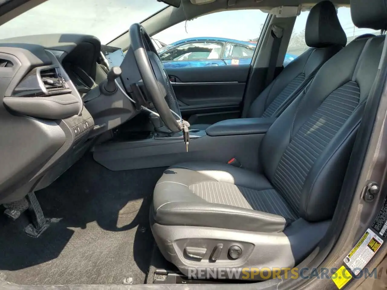 7 Photograph of a damaged car 4T1G11AK1MU612168 TOYOTA CAMRY 2021