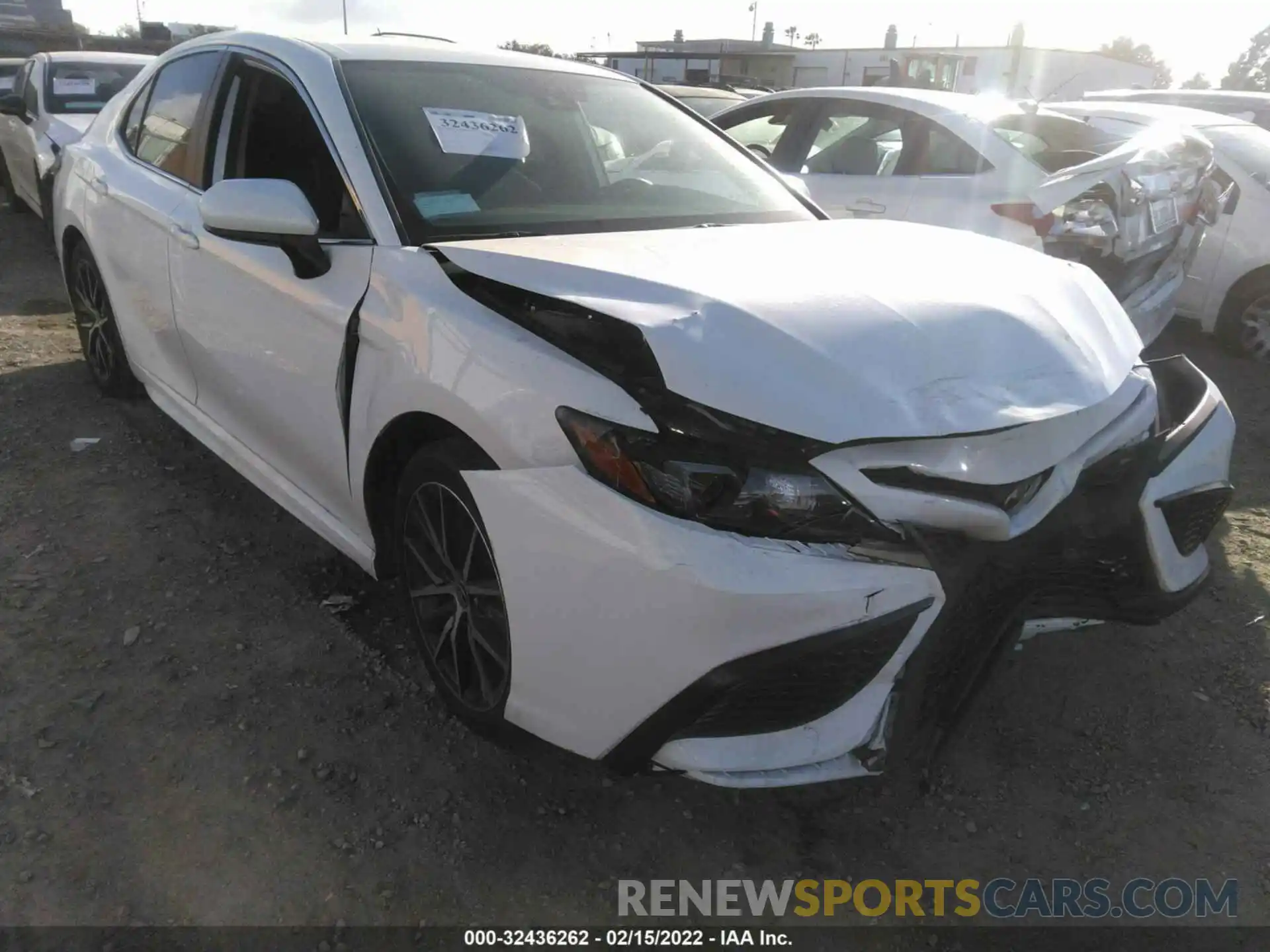 1 Photograph of a damaged car 4T1G11AK1MU613661 TOYOTA CAMRY 2021