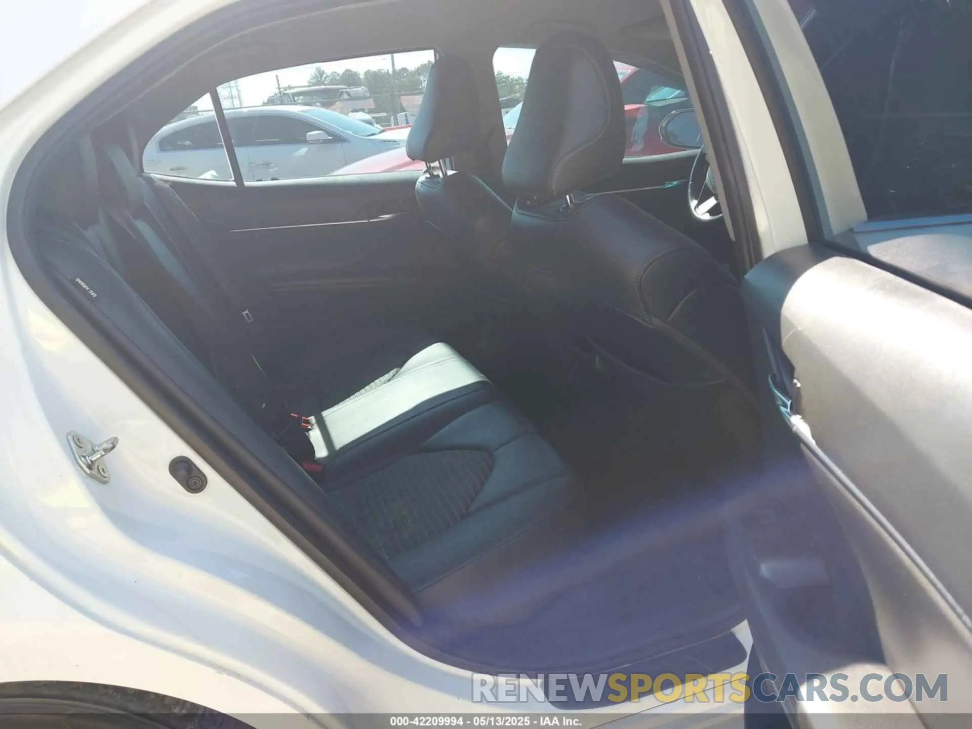8 Photograph of a damaged car 4T1G11AK2MU403618 TOYOTA CAMRY 2021