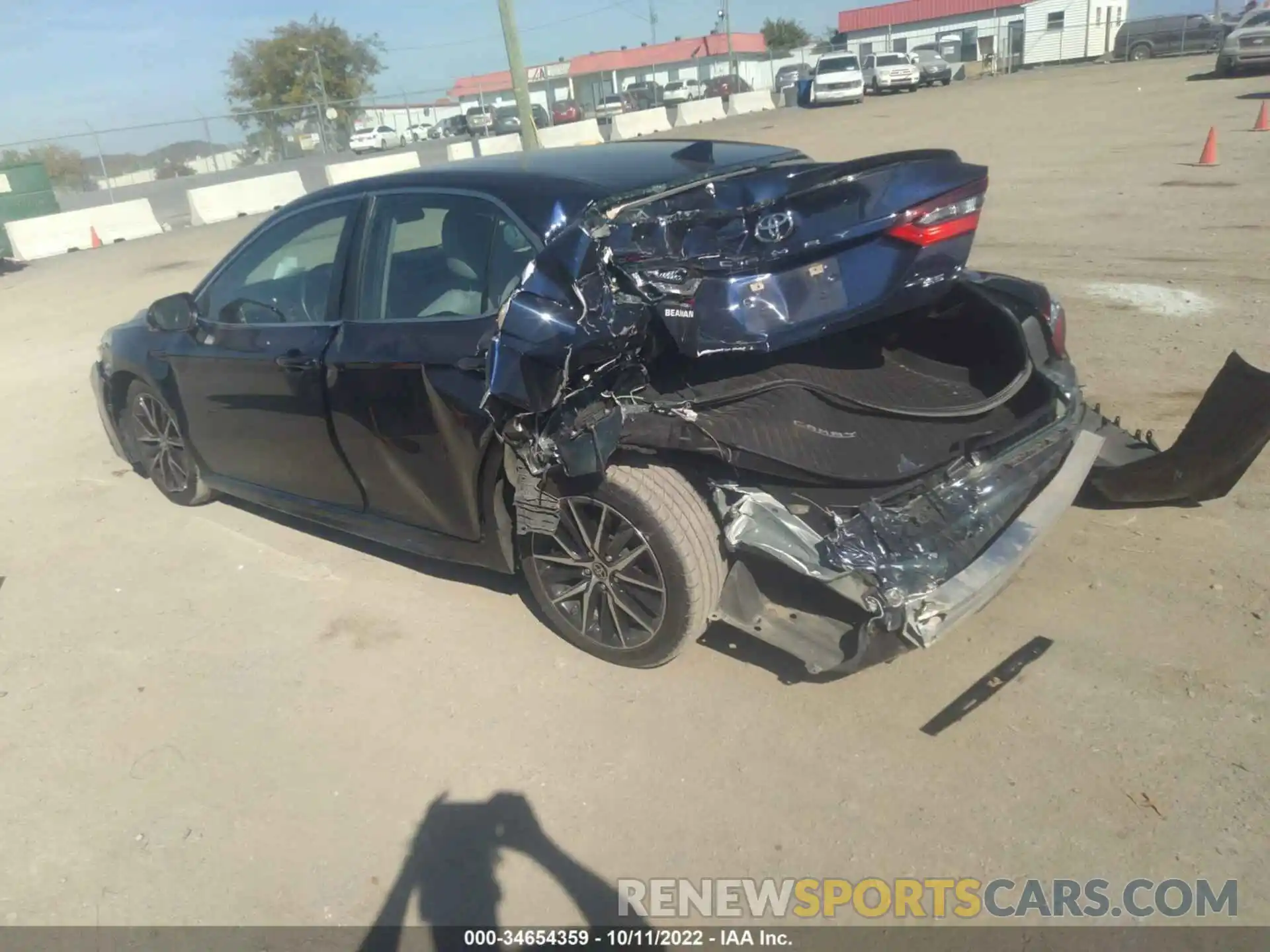 3 Photograph of a damaged car 4T1G11AK2MU404977 TOYOTA CAMRY 2021