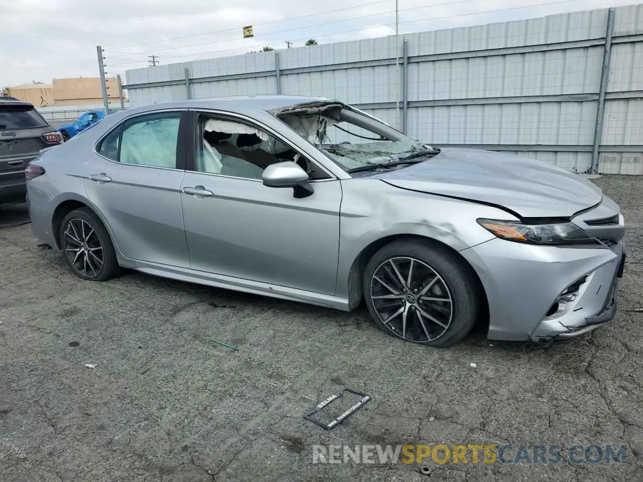 4 Photograph of a damaged car 4T1G11AK2MU406034 TOYOTA CAMRY 2021