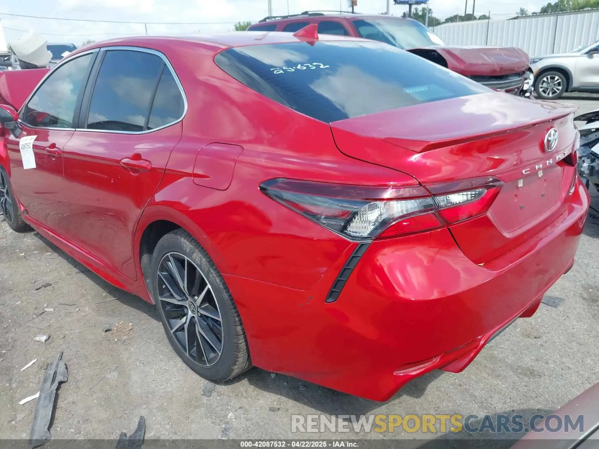 3 Photograph of a damaged car 4T1G11AK2MU417082 TOYOTA CAMRY 2021