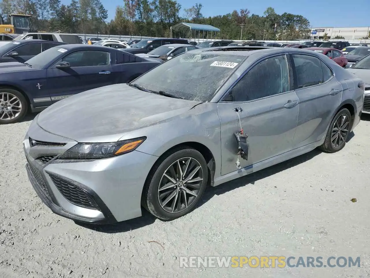 1 Photograph of a damaged car 4T1G11AK2MU434545 TOYOTA CAMRY 2021
