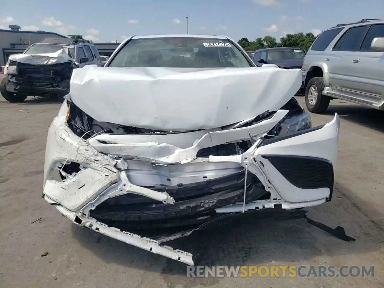 9 Photograph of a damaged car 4T1G11AK2MU437820 TOYOTA CAMRY 2021