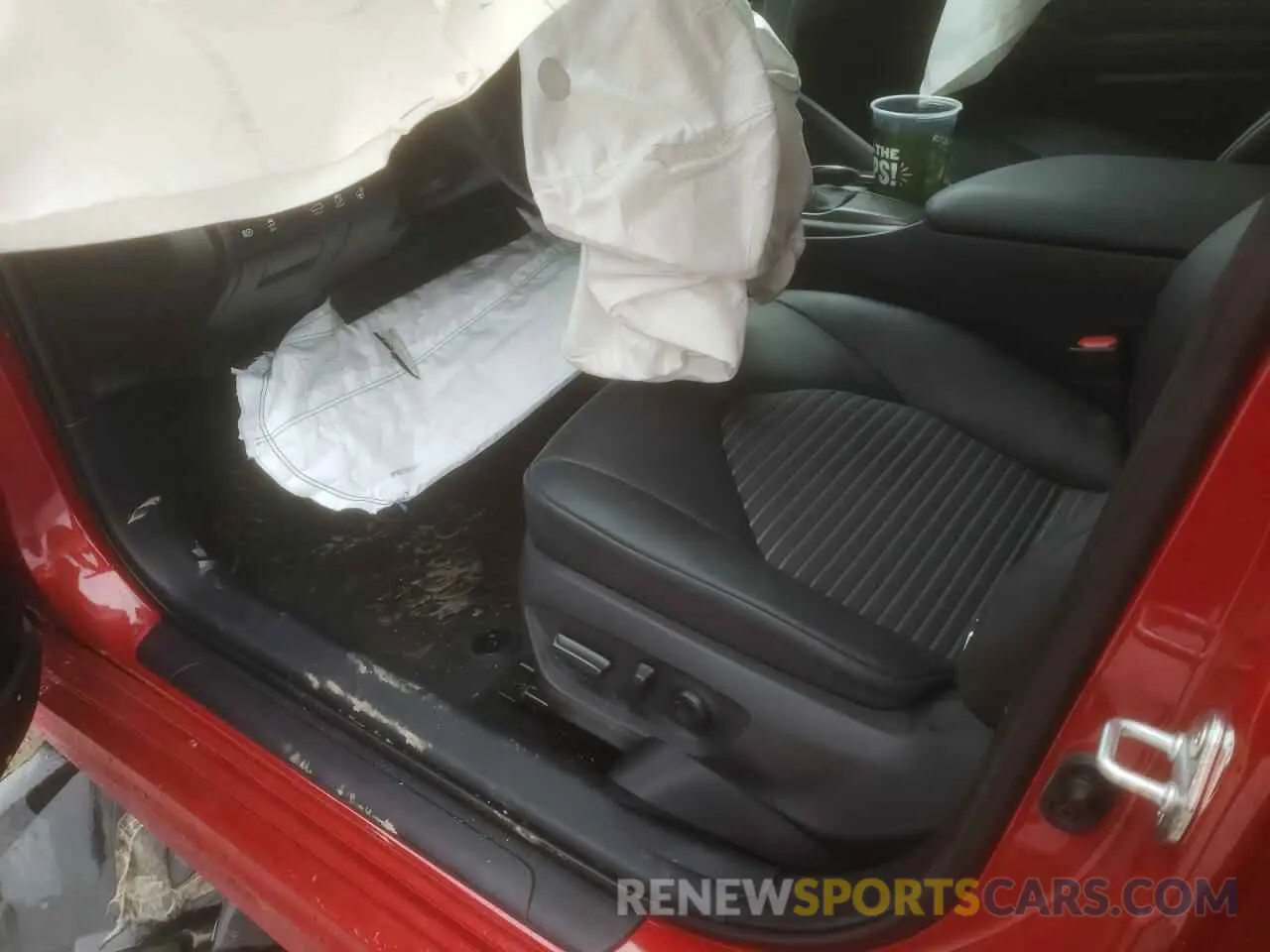 7 Photograph of a damaged car 4T1G11AK2MU449286 TOYOTA CAMRY 2021