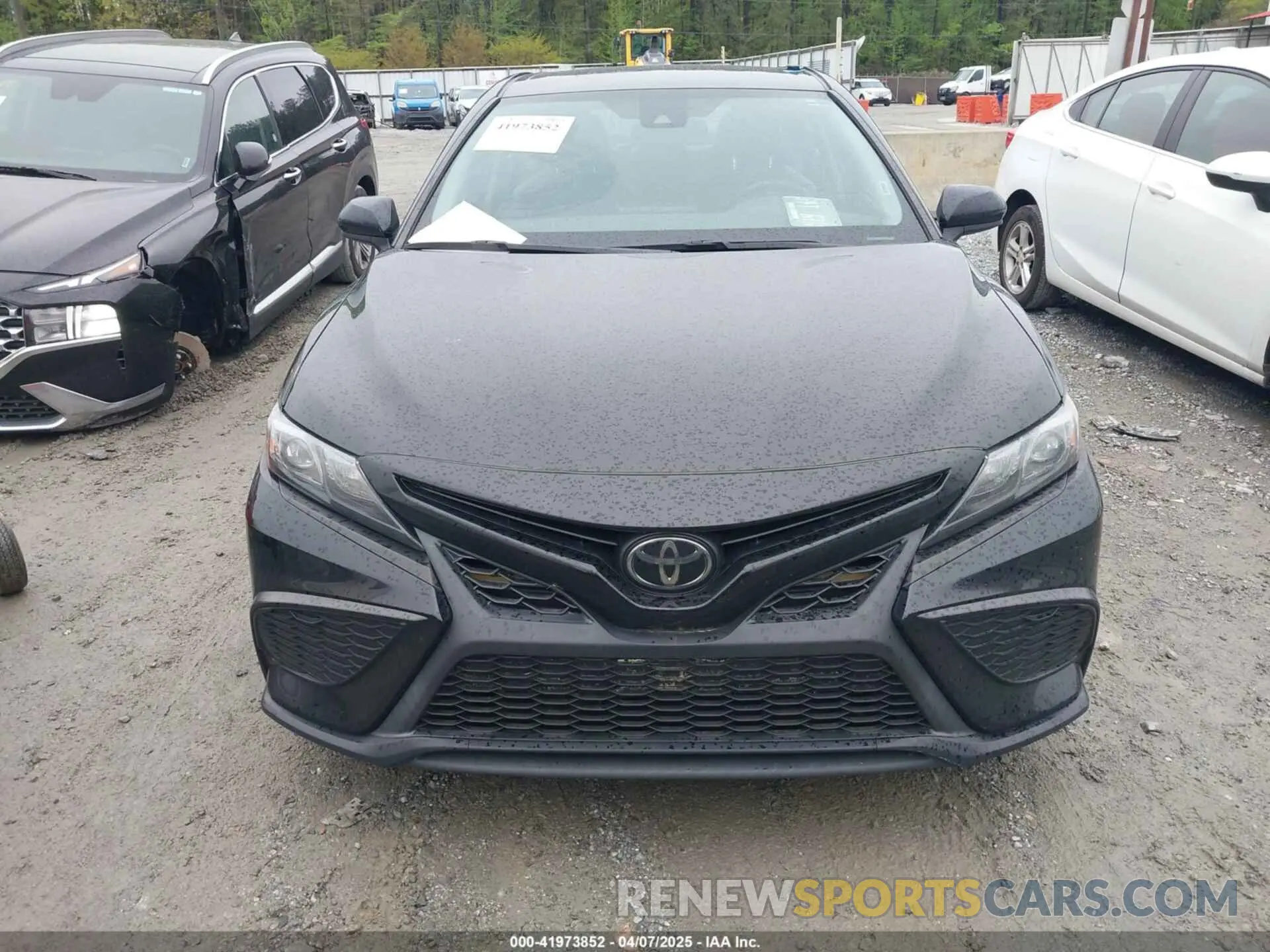 12 Photograph of a damaged car 4T1G11AK2MU456447 TOYOTA CAMRY 2021