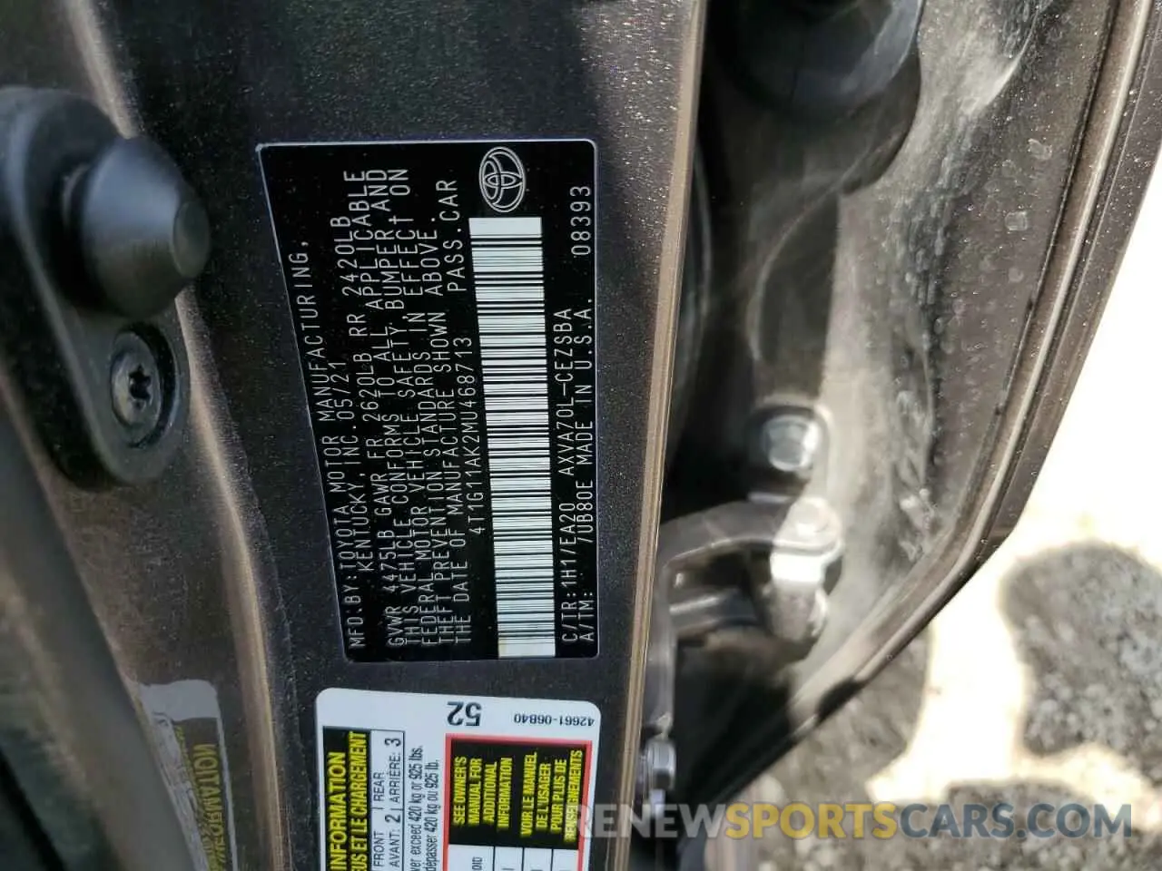 12 Photograph of a damaged car 4T1G11AK2MU468713 TOYOTA CAMRY 2021
