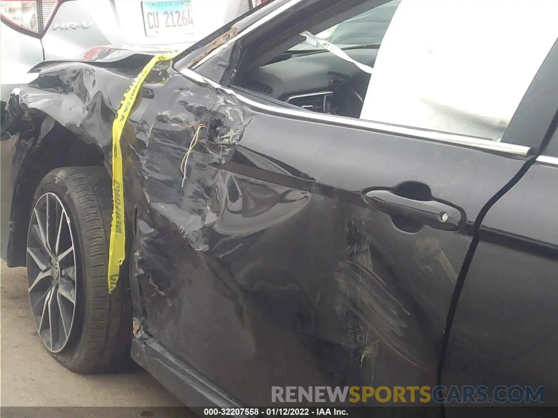 6 Photograph of a damaged car 4T1G11AK2MU471997 TOYOTA CAMRY 2021