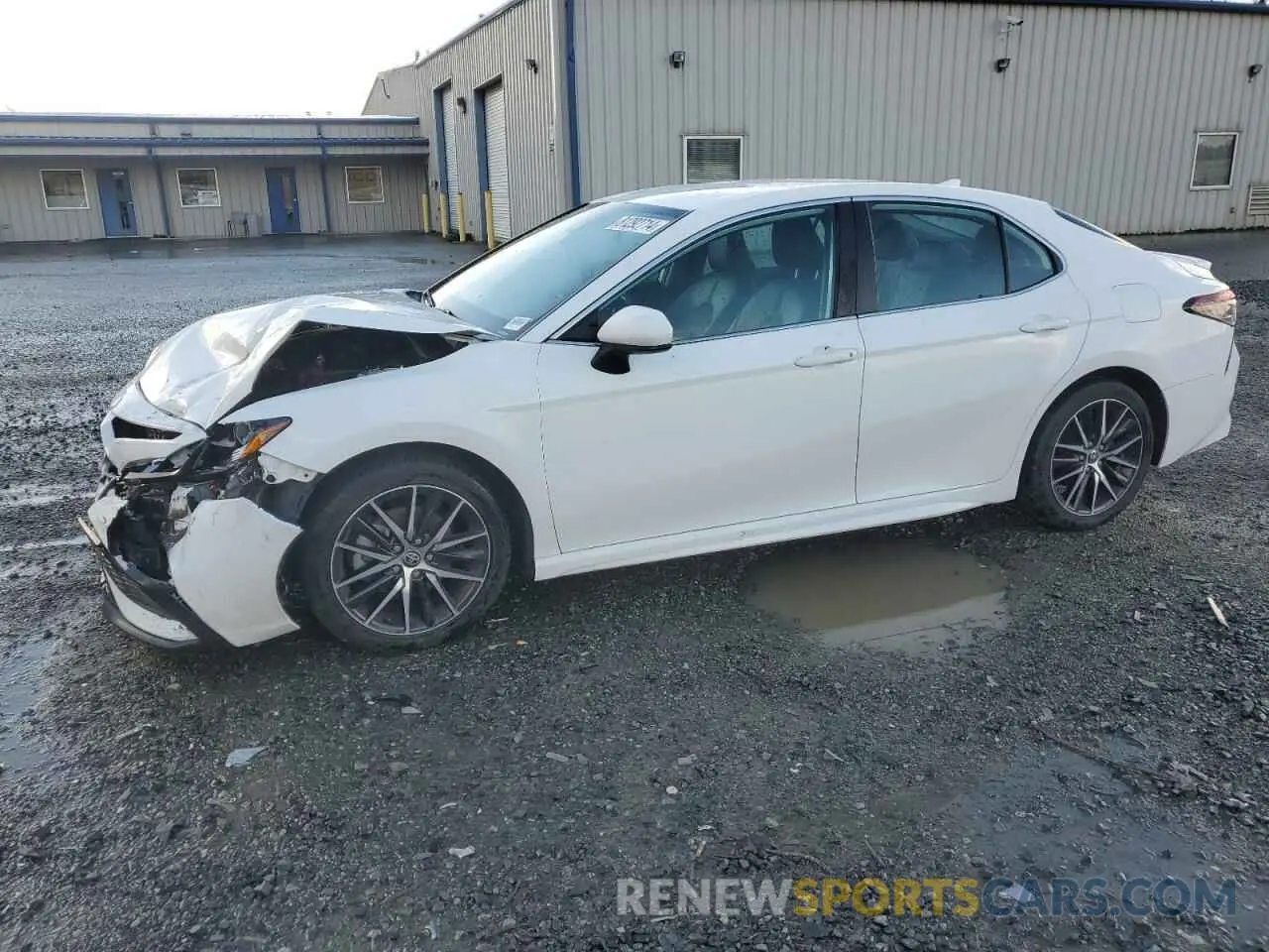 1 Photograph of a damaged car 4T1G11AK2MU474821 TOYOTA CAMRY 2021