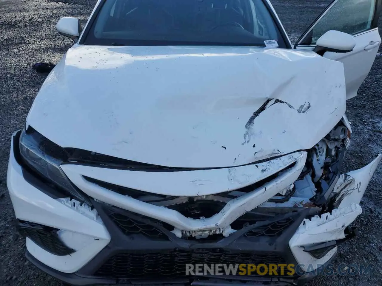 11 Photograph of a damaged car 4T1G11AK2MU474821 TOYOTA CAMRY 2021