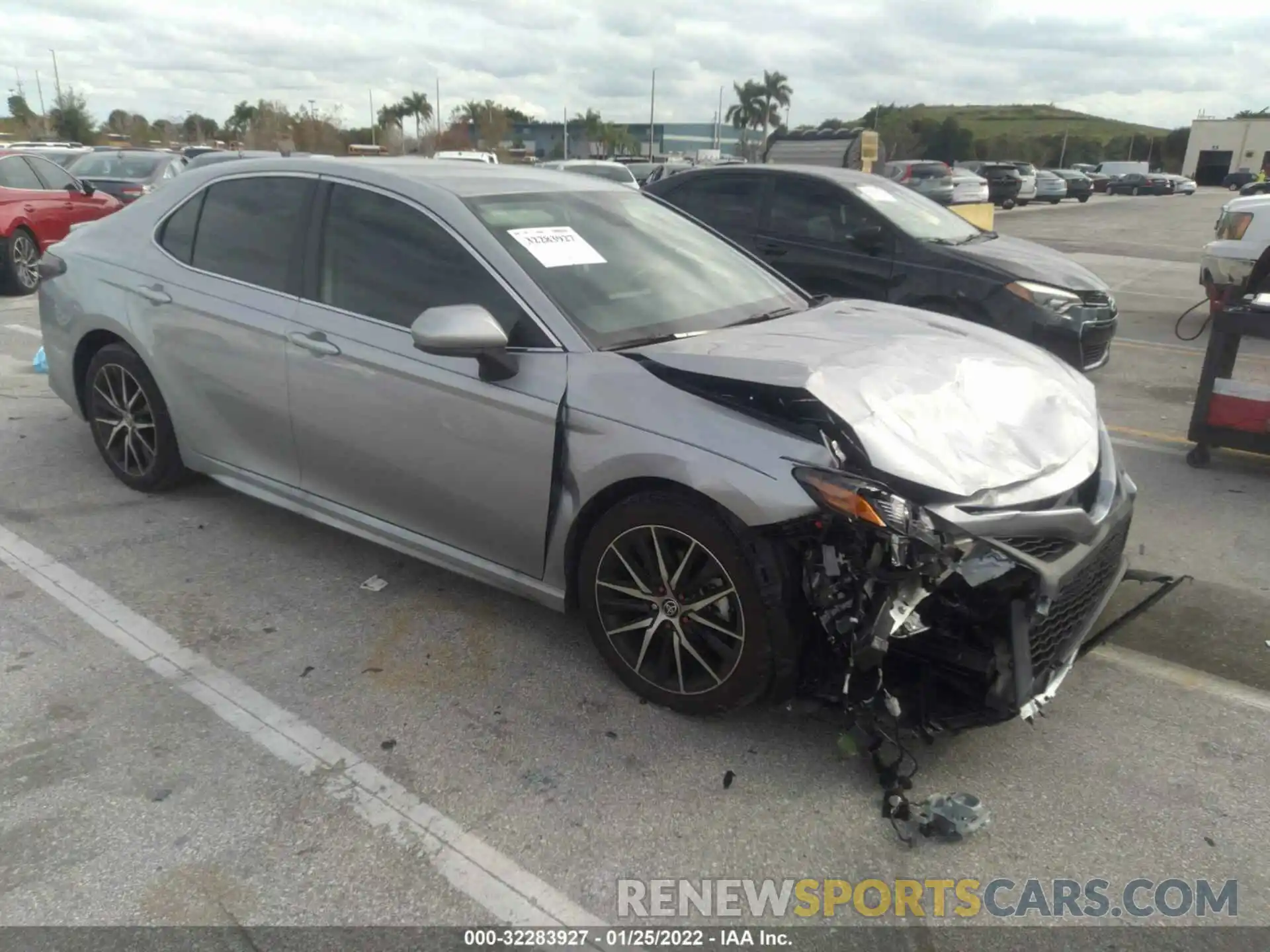 1 Photograph of a damaged car 4T1G11AK2MU485852 TOYOTA CAMRY 2021