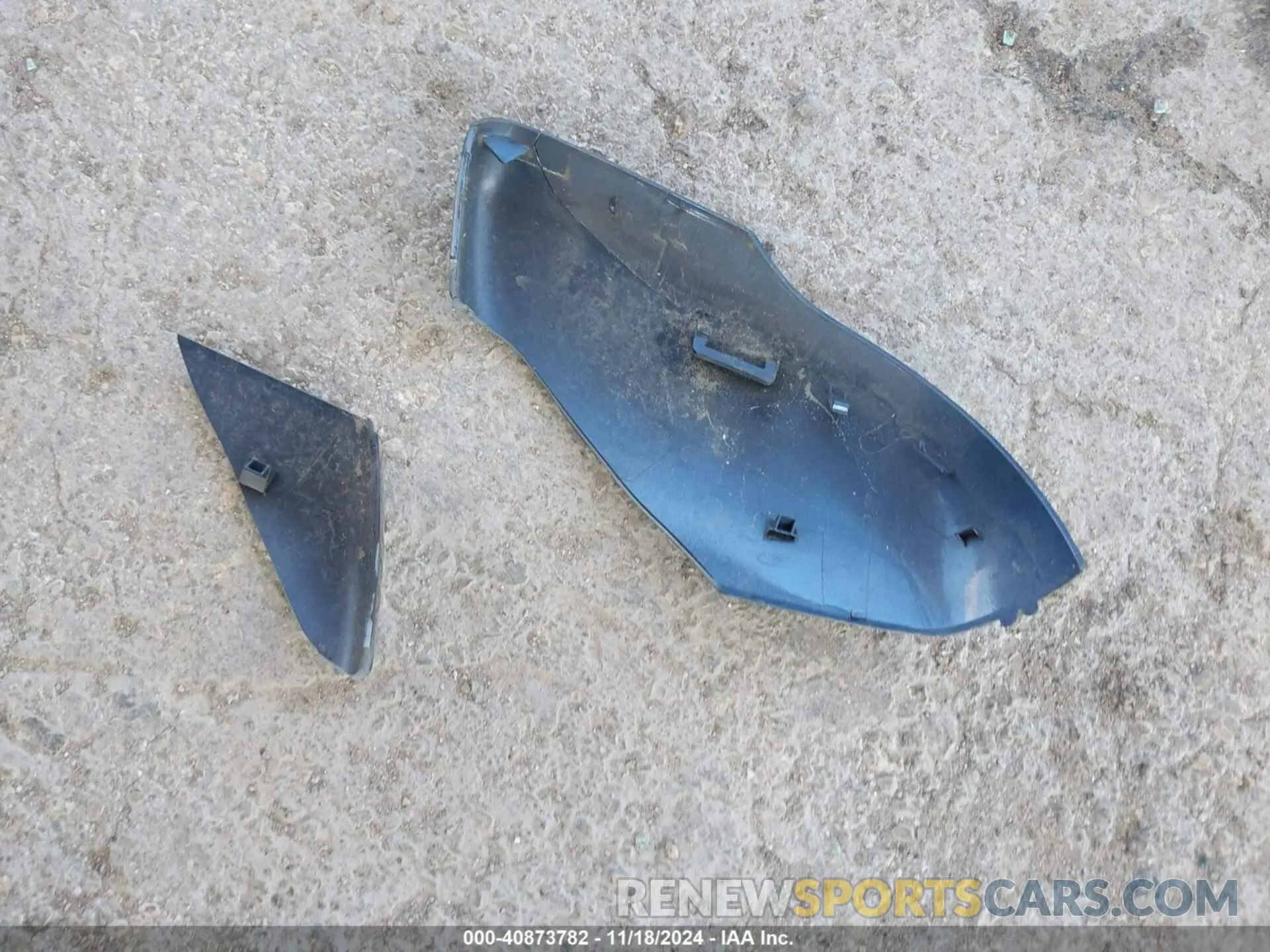 11 Photograph of a damaged car 4T1G11AK2MU486385 TOYOTA CAMRY 2021