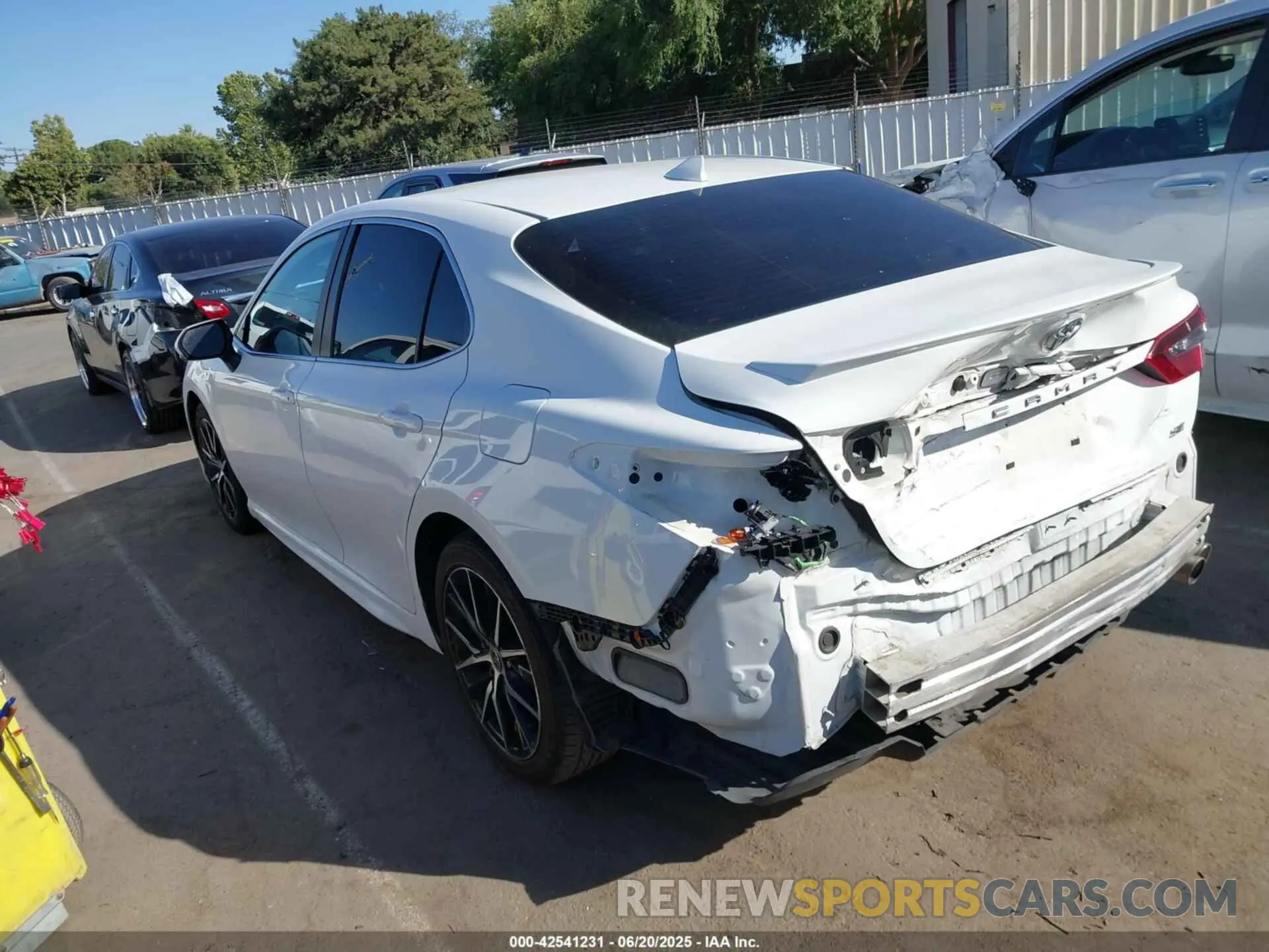 3 Photograph of a damaged car 4T1G11AK2MU488198 TOYOTA CAMRY 2021