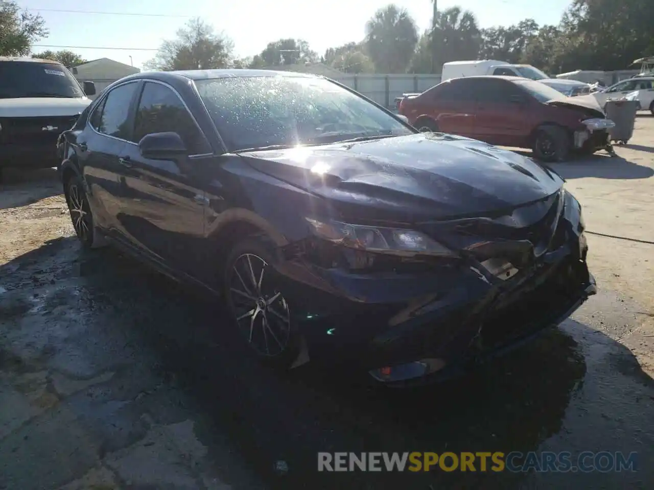 1 Photograph of a damaged car 4T1G11AK2MU496236 TOYOTA CAMRY 2021