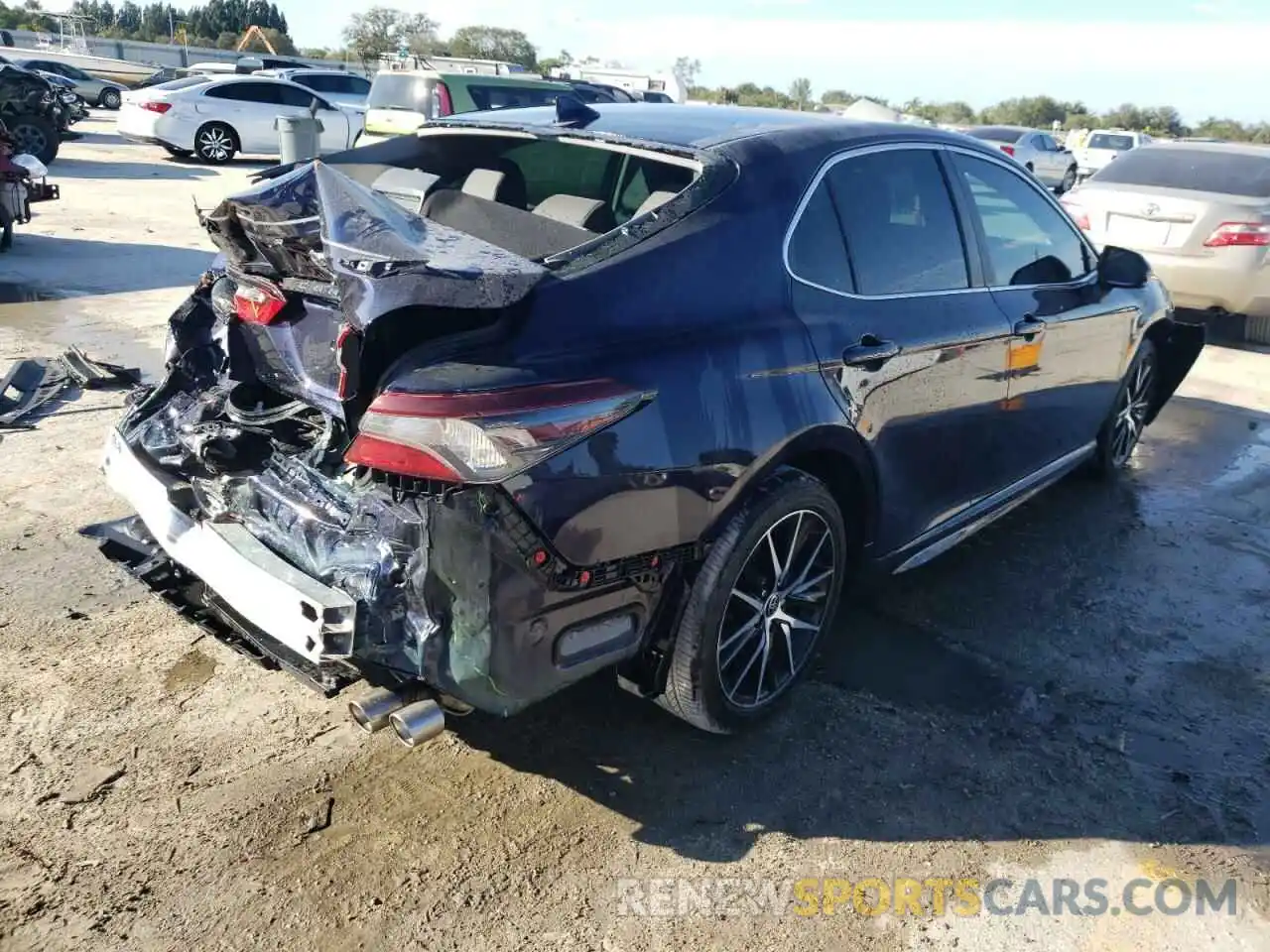 4 Photograph of a damaged car 4T1G11AK2MU496236 TOYOTA CAMRY 2021