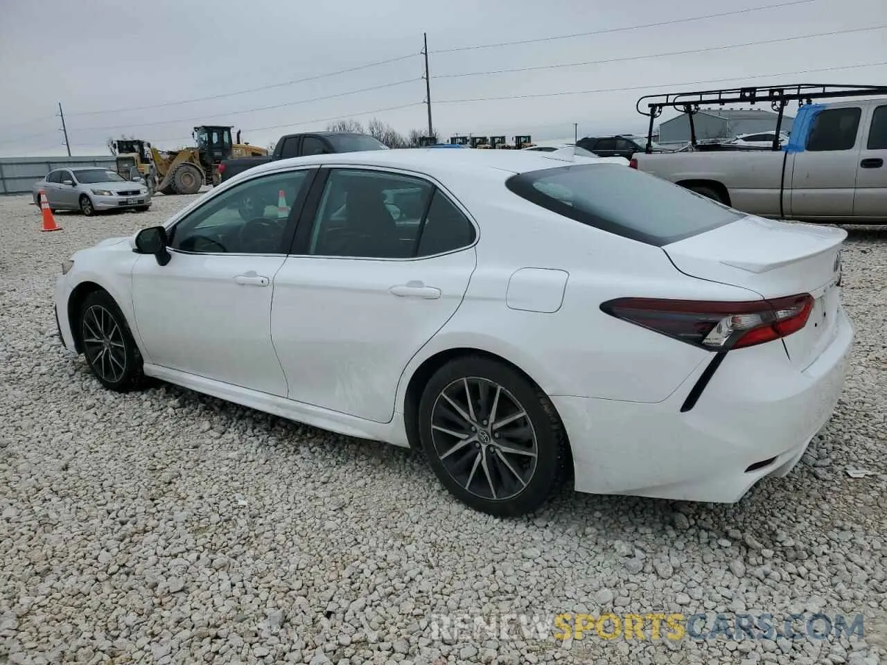 2 Photograph of a damaged car 4T1G11AK2MU512385 TOYOTA CAMRY 2021