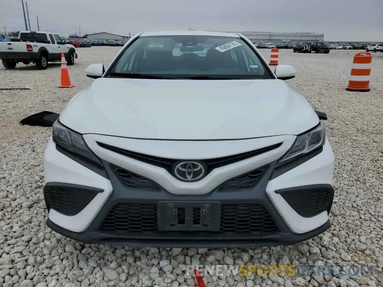 5 Photograph of a damaged car 4T1G11AK2MU512385 TOYOTA CAMRY 2021