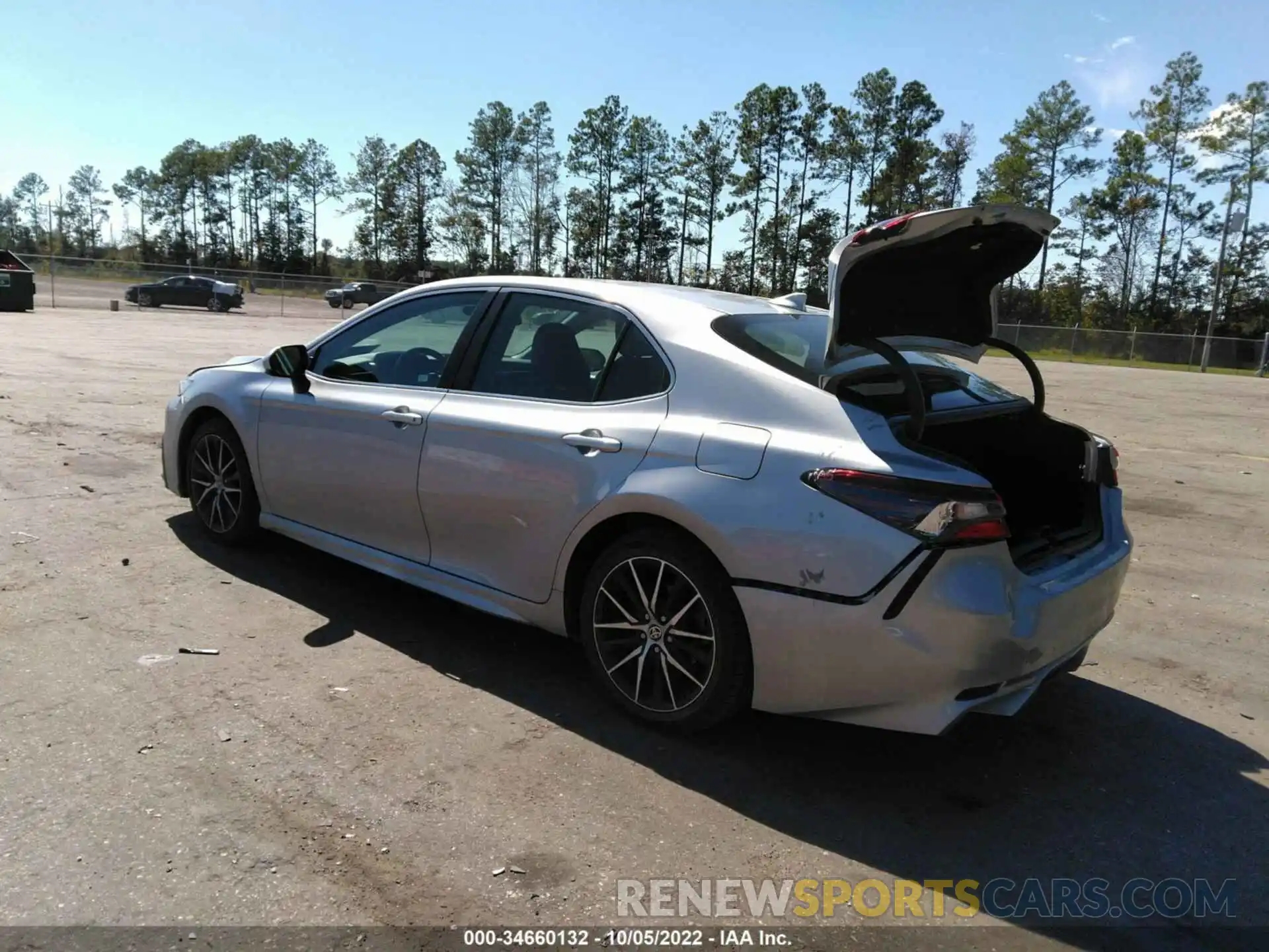 3 Photograph of a damaged car 4T1G11AK2MU518008 TOYOTA CAMRY 2021