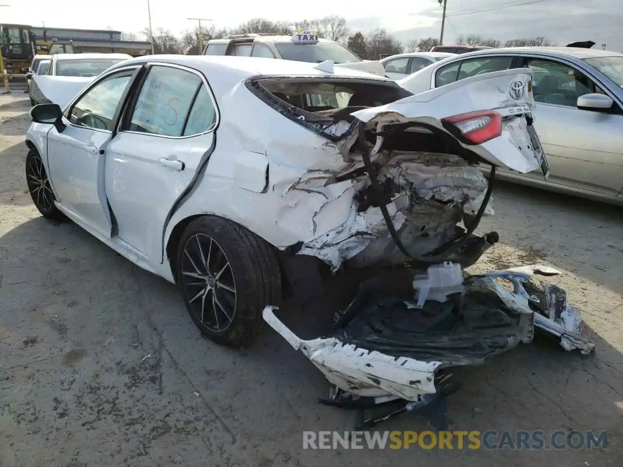 3 Photograph of a damaged car 4T1G11AK2MU518879 TOYOTA CAMRY 2021