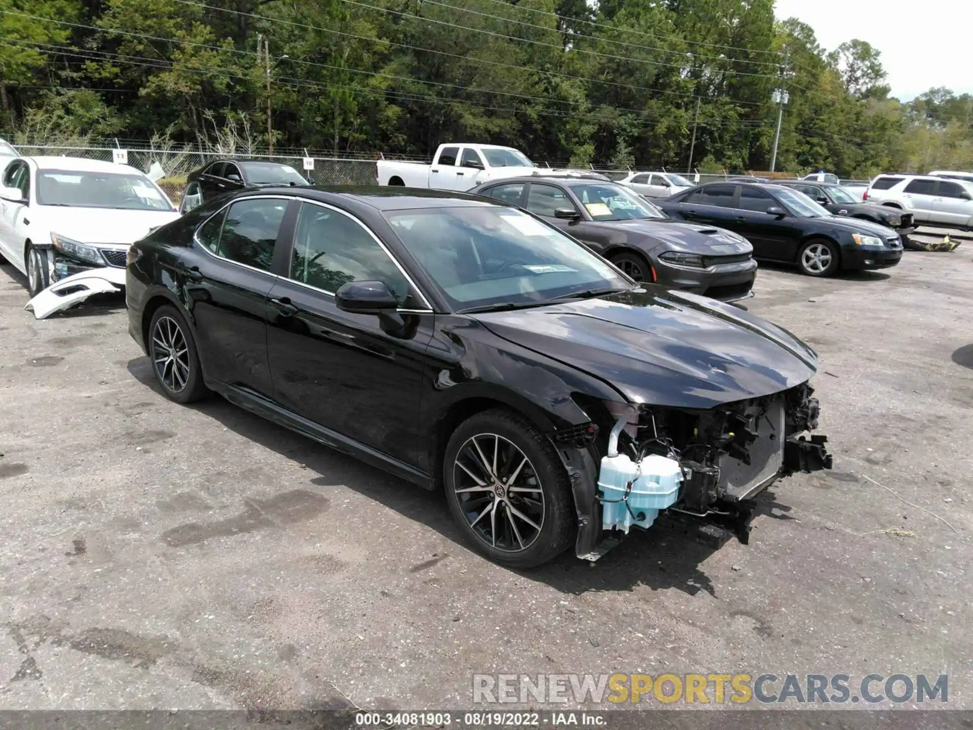 1 Photograph of a damaged car 4T1G11AK2MU522317 TOYOTA CAMRY 2021