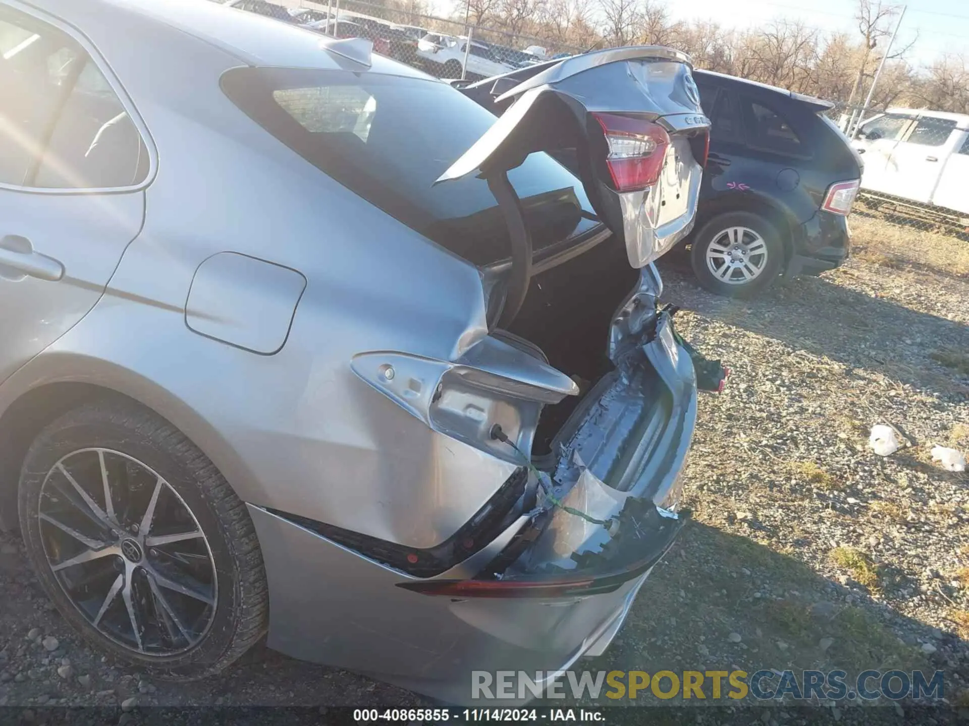 6 Photograph of a damaged car 4T1G11AK2MU523726 TOYOTA CAMRY 2021