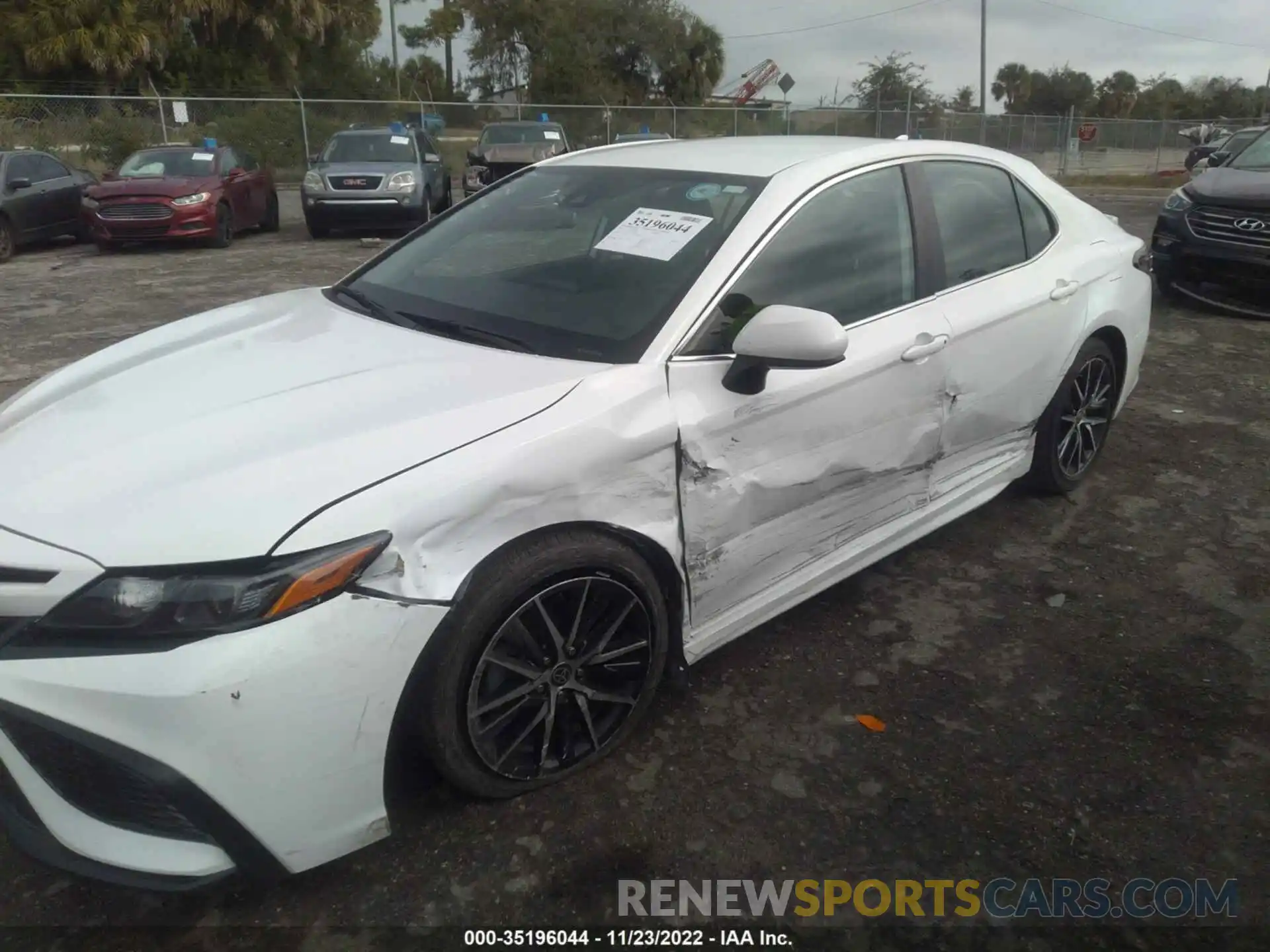 6 Photograph of a damaged car 4T1G11AK2MU530319 TOYOTA CAMRY 2021