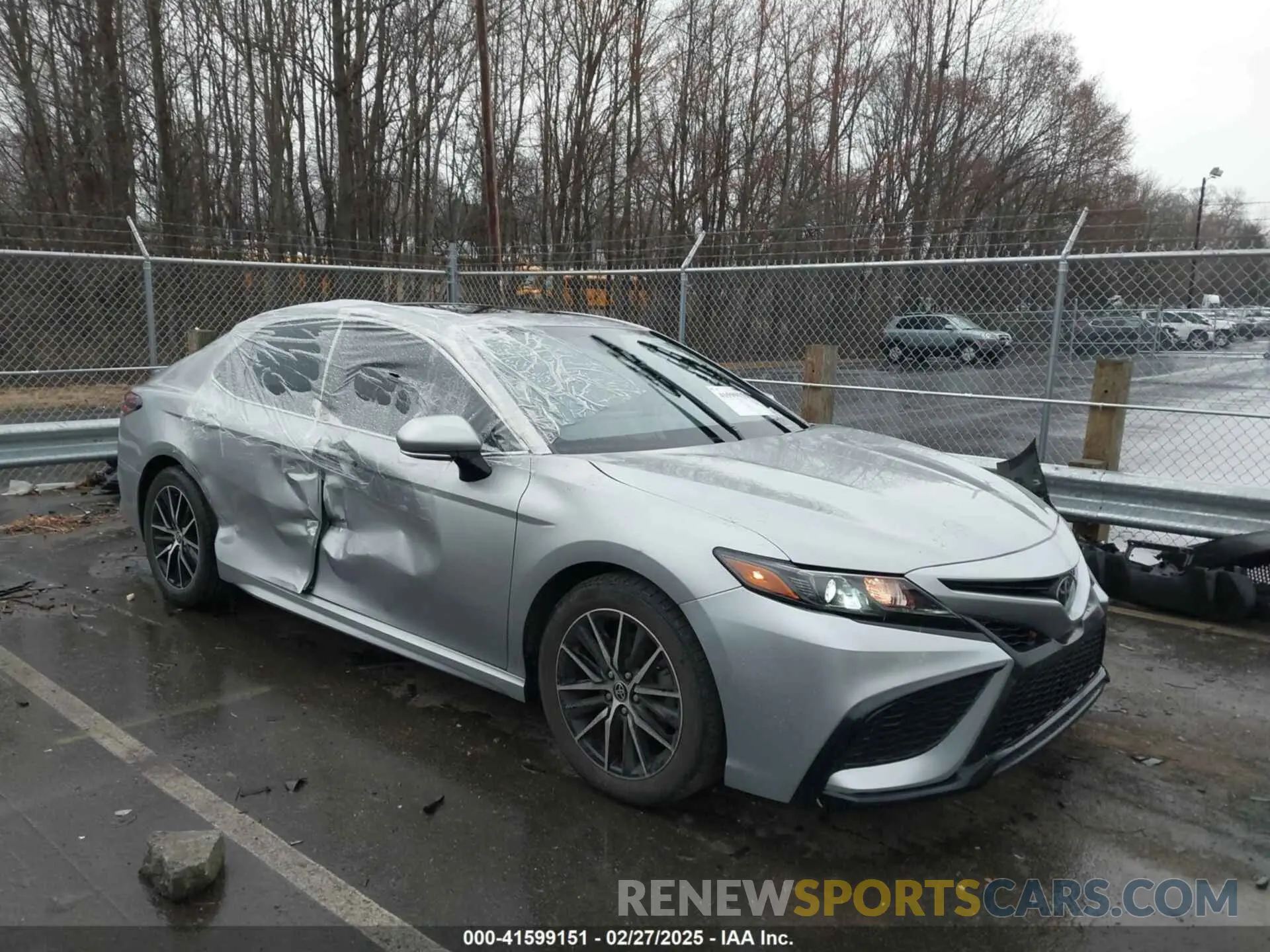 1 Photograph of a damaged car 4T1G11AK2MU530613 TOYOTA CAMRY 2021