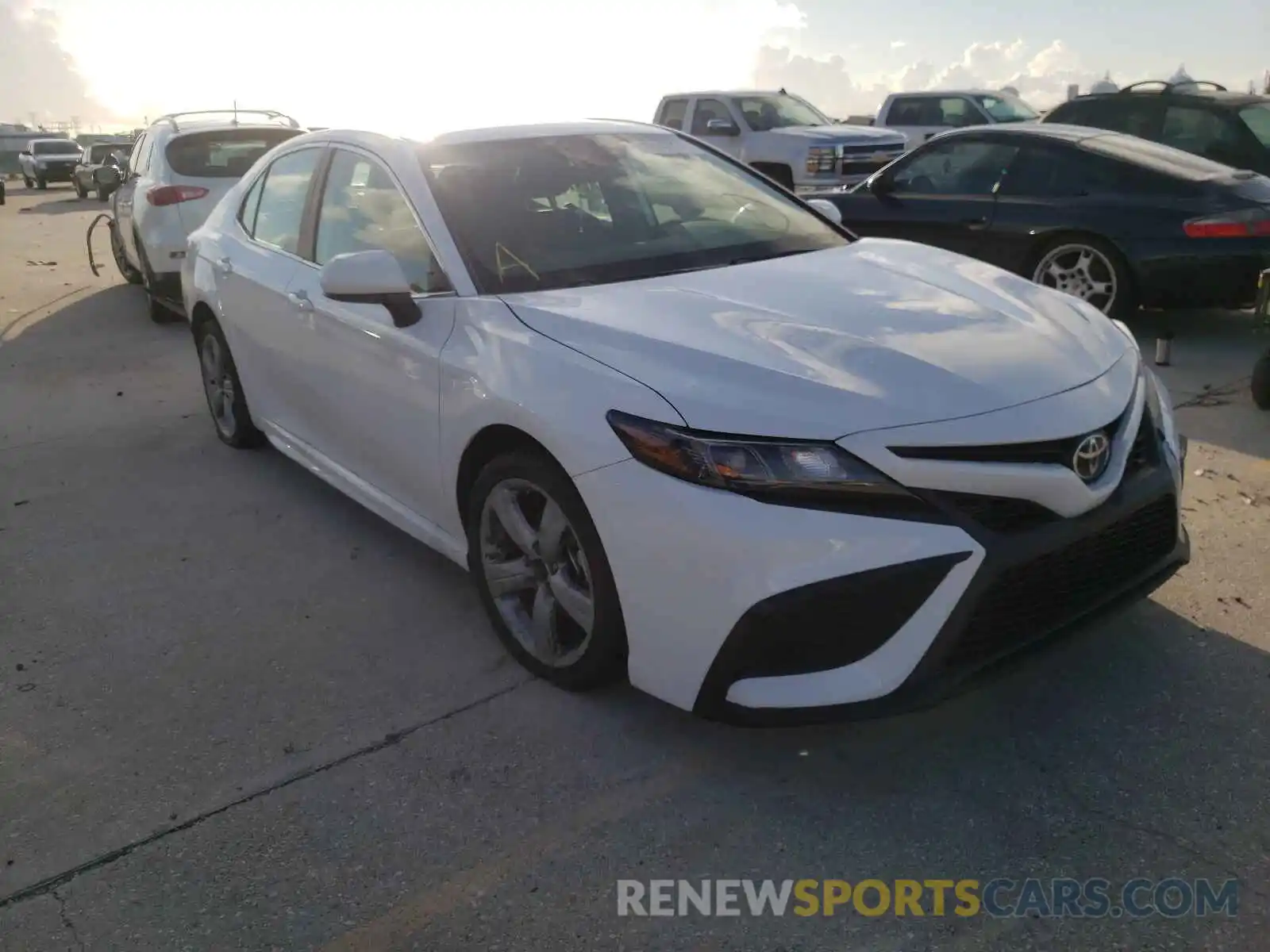 1 Photograph of a damaged car 4T1G11AK2MU535102 TOYOTA CAMRY 2021