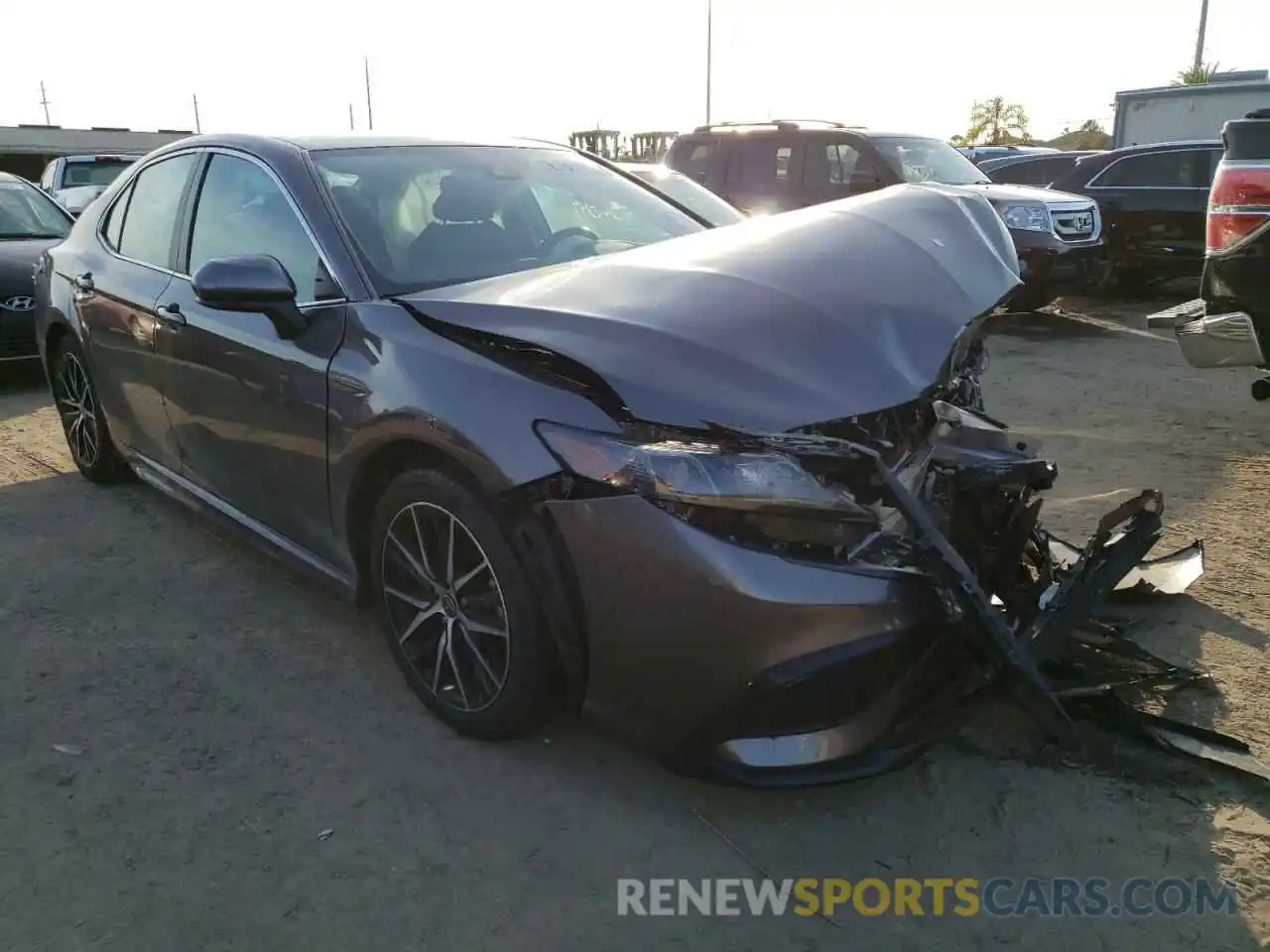 4 Photograph of a damaged car 4T1G11AK2MU538565 TOYOTA CAMRY 2021