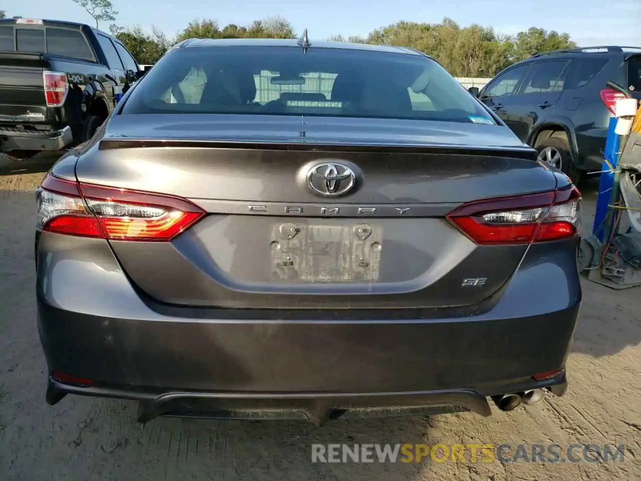 6 Photograph of a damaged car 4T1G11AK2MU538565 TOYOTA CAMRY 2021