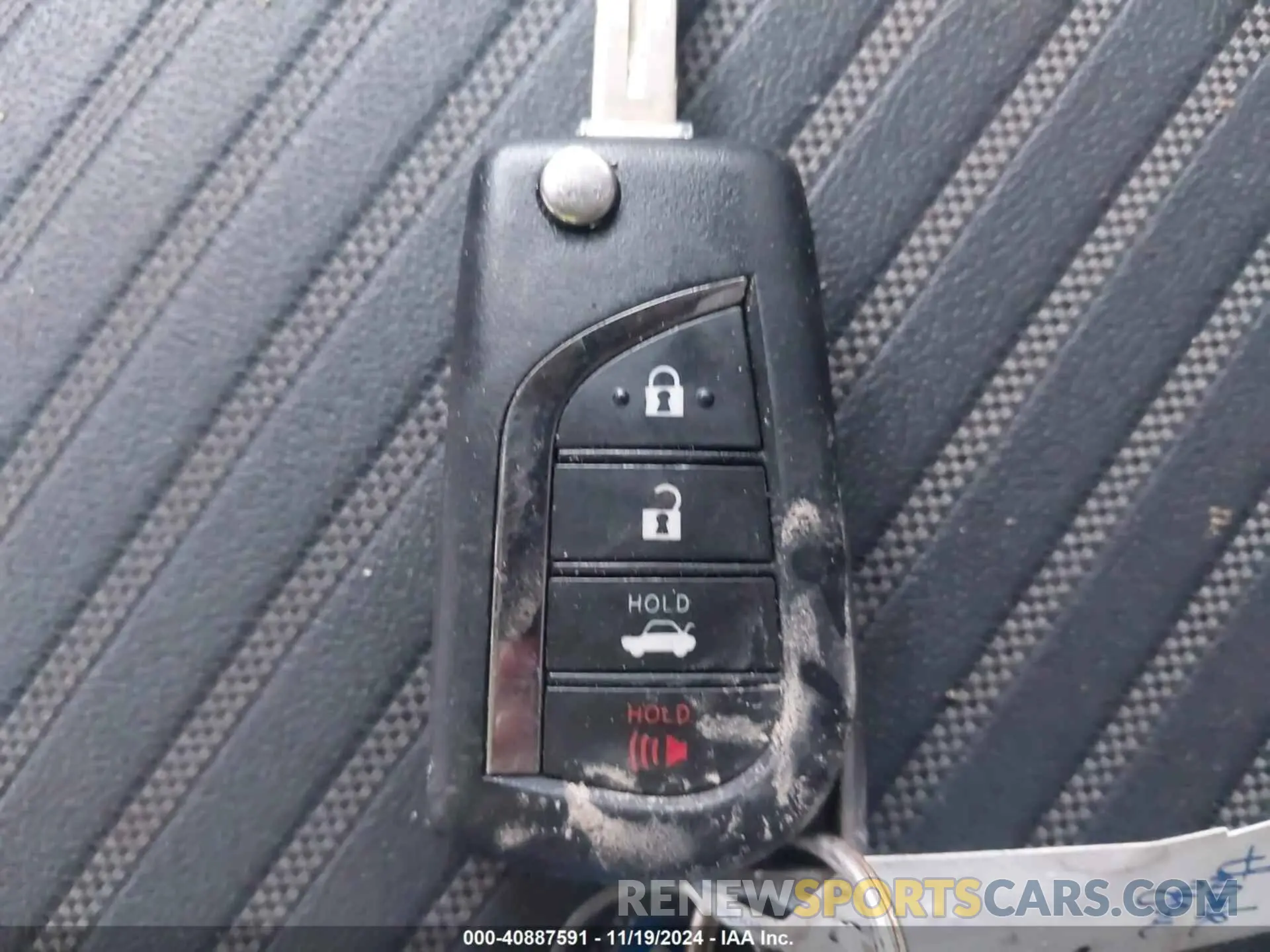 11 Photograph of a damaged car 4T1G11AK2MU541031 TOYOTA CAMRY 2021