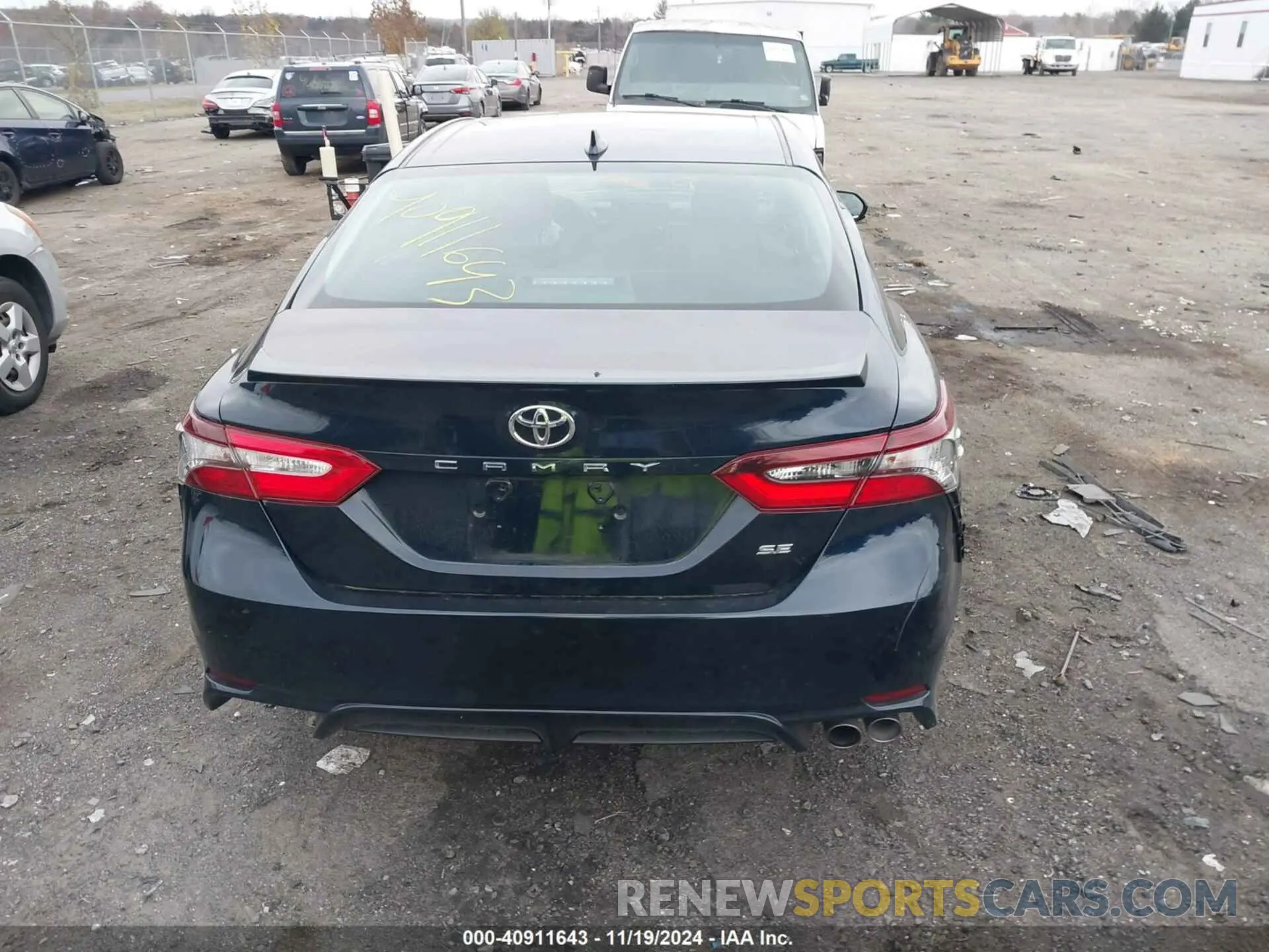 16 Photograph of a damaged car 4T1G11AK2MU542437 TOYOTA CAMRY 2021