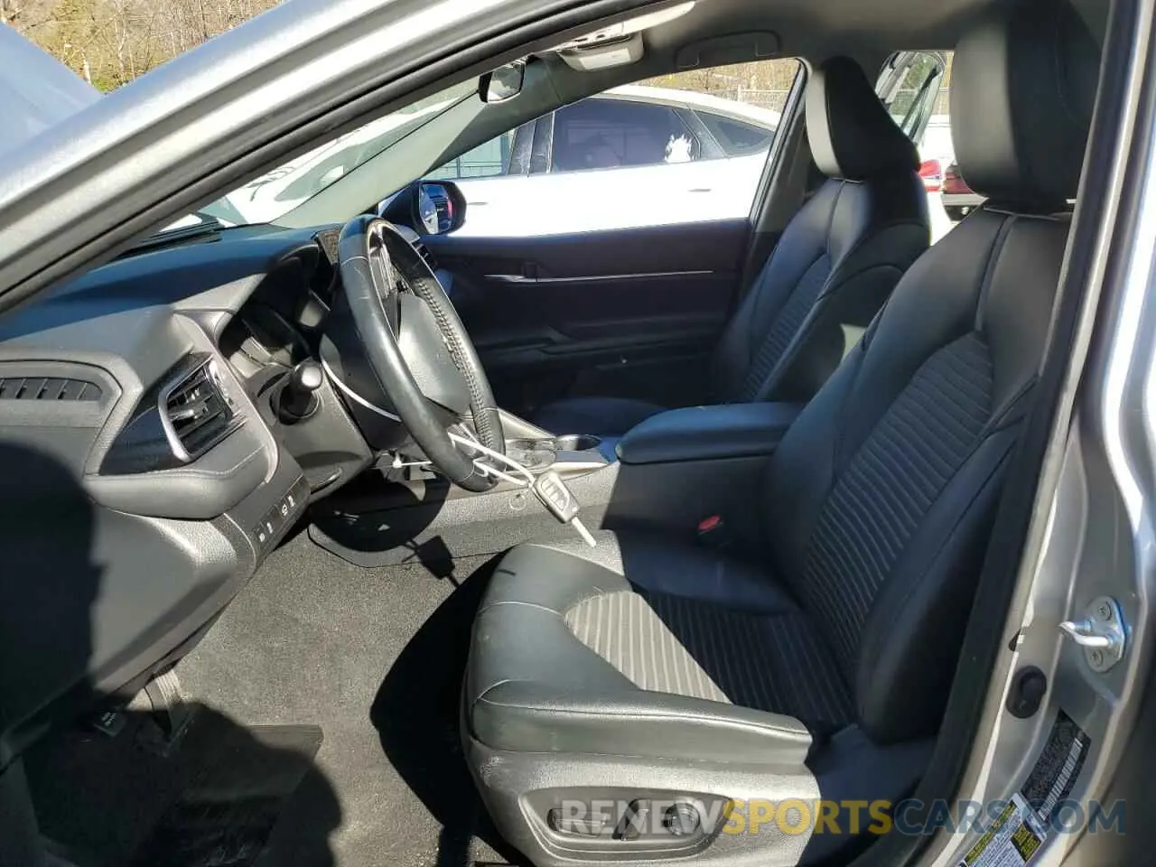 7 Photograph of a damaged car 4T1G11AK2MU544396 TOYOTA CAMRY 2021