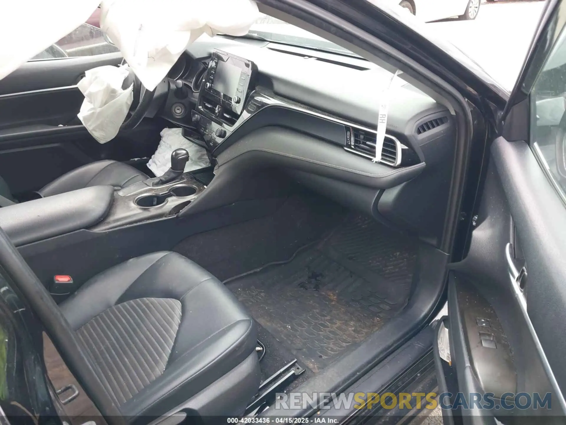 5 Photograph of a damaged car 4T1G11AK2MU548996 TOYOTA CAMRY 2021