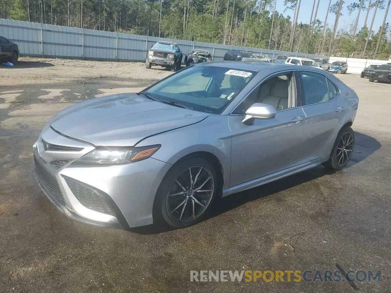 1 Photograph of a damaged car 4T1G11AK2MU552935 TOYOTA CAMRY 2021
