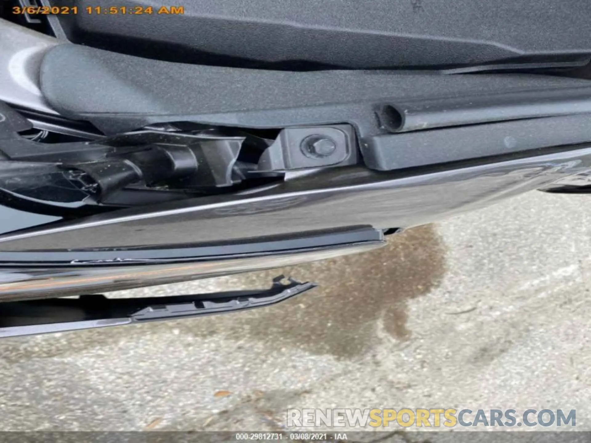 17 Photograph of a damaged car 4T1G11AK2MU555365 TOYOTA CAMRY 2021